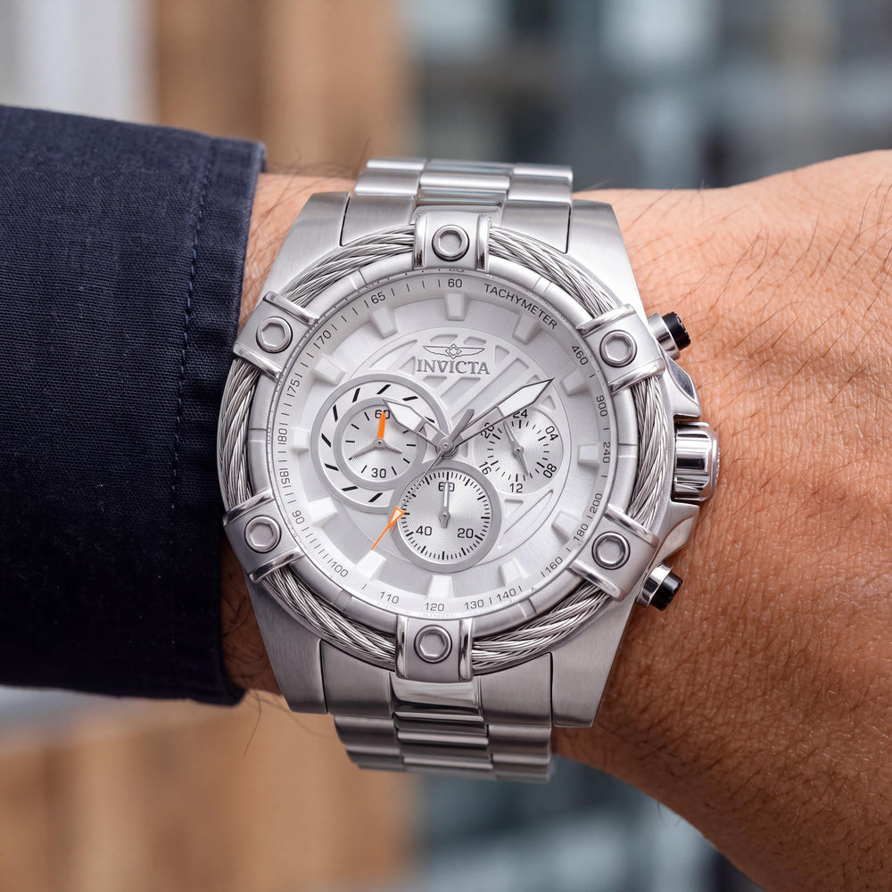 Reloj Invicta Bolt 48864 para hombre, esfera plateada de 52 mm, cuarzo, de acero inoxidable, resistente al agua