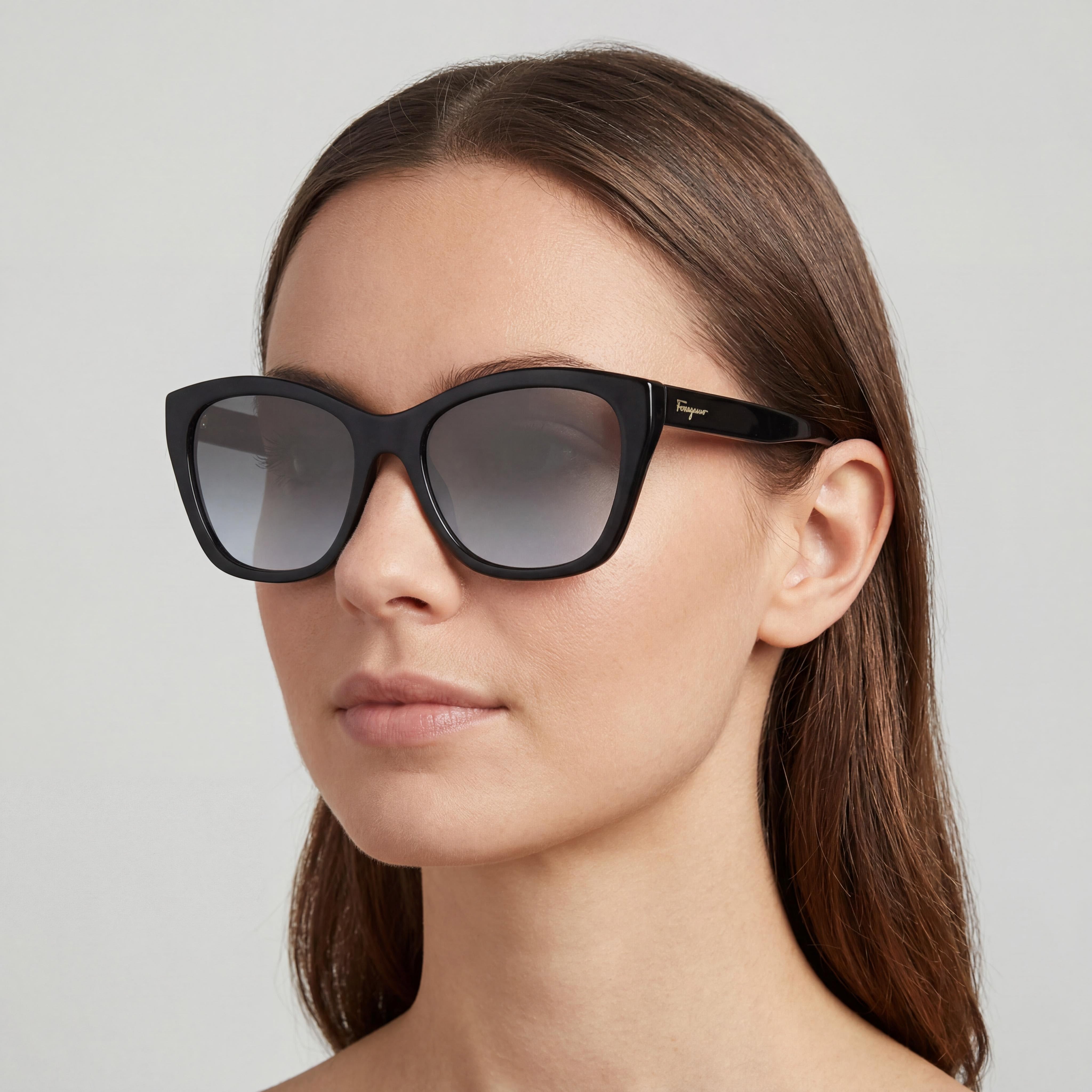 Salvatore Ferragamo SF957S Women's Black Plastic Cat Eye Grey Gradient 100% UV Protection Non-Polarized Sunglasses 56mm, Photo 4