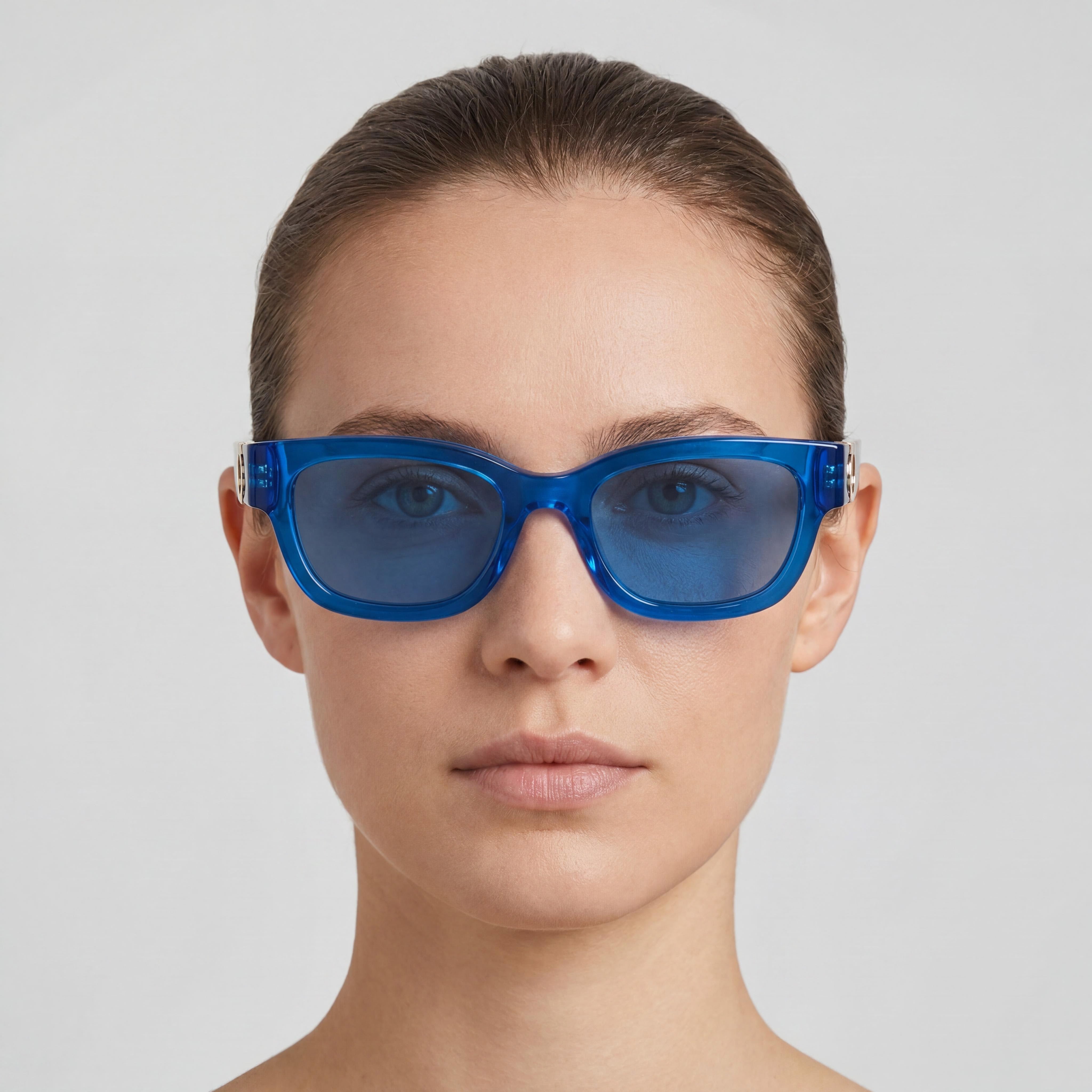 Ferragamo Sf2067s Women's Transparent Blue Acetate UV 400 Sunglasses 52mm, Photo 5