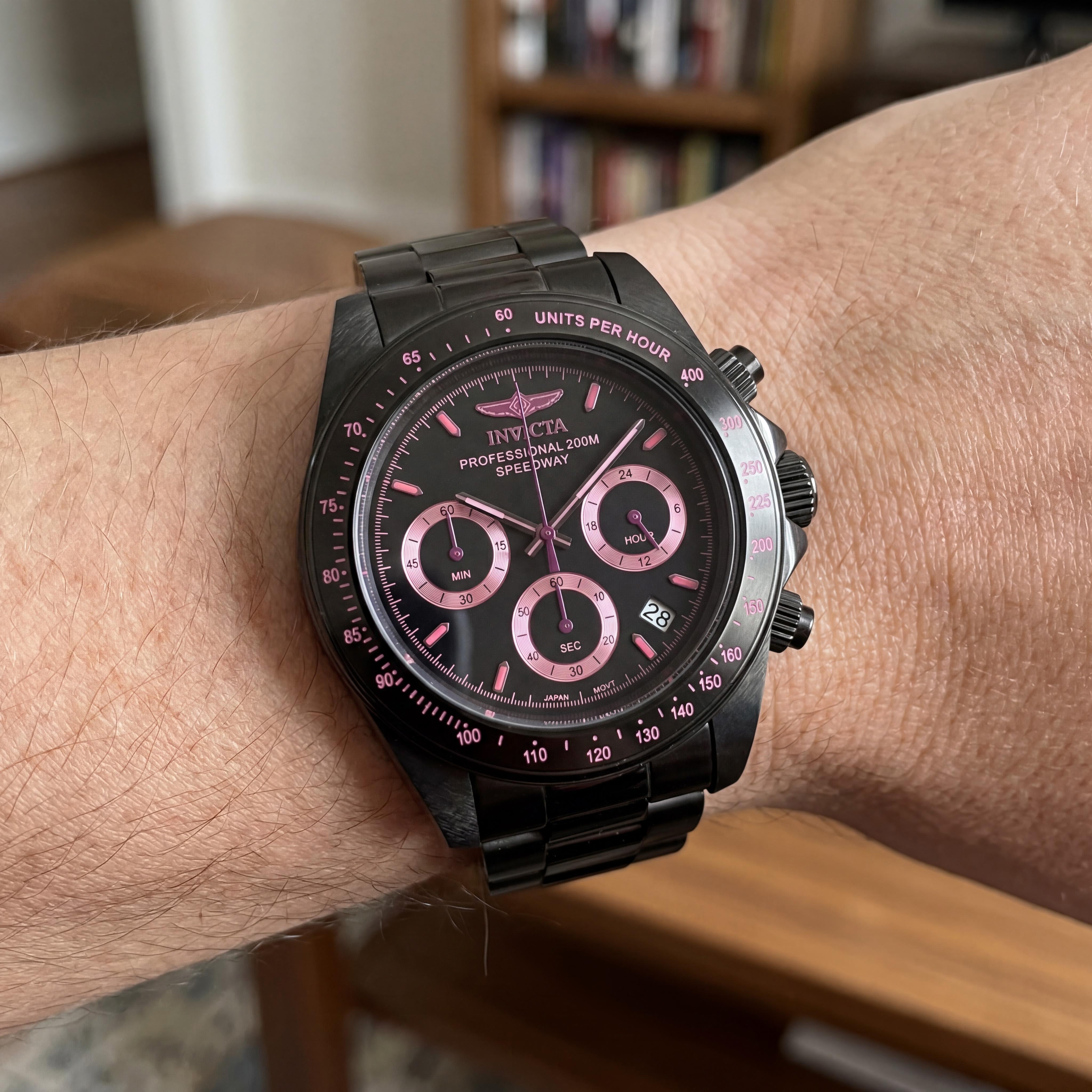 Invicta 27773 Speedway Collection Bracelet Unisex Watch, 39.5mm Stainless Steel Case, Black Dial, Chronograph, Glow In The Dark, Photo 4