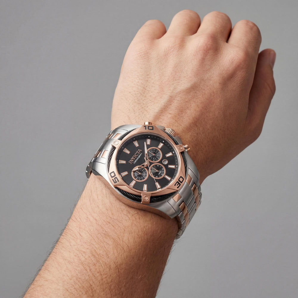Reloj Invicta Bolt para hombre, cronógrafo, esfera negra, tono plata y oro rosa, acero inoxidable, 50 mm