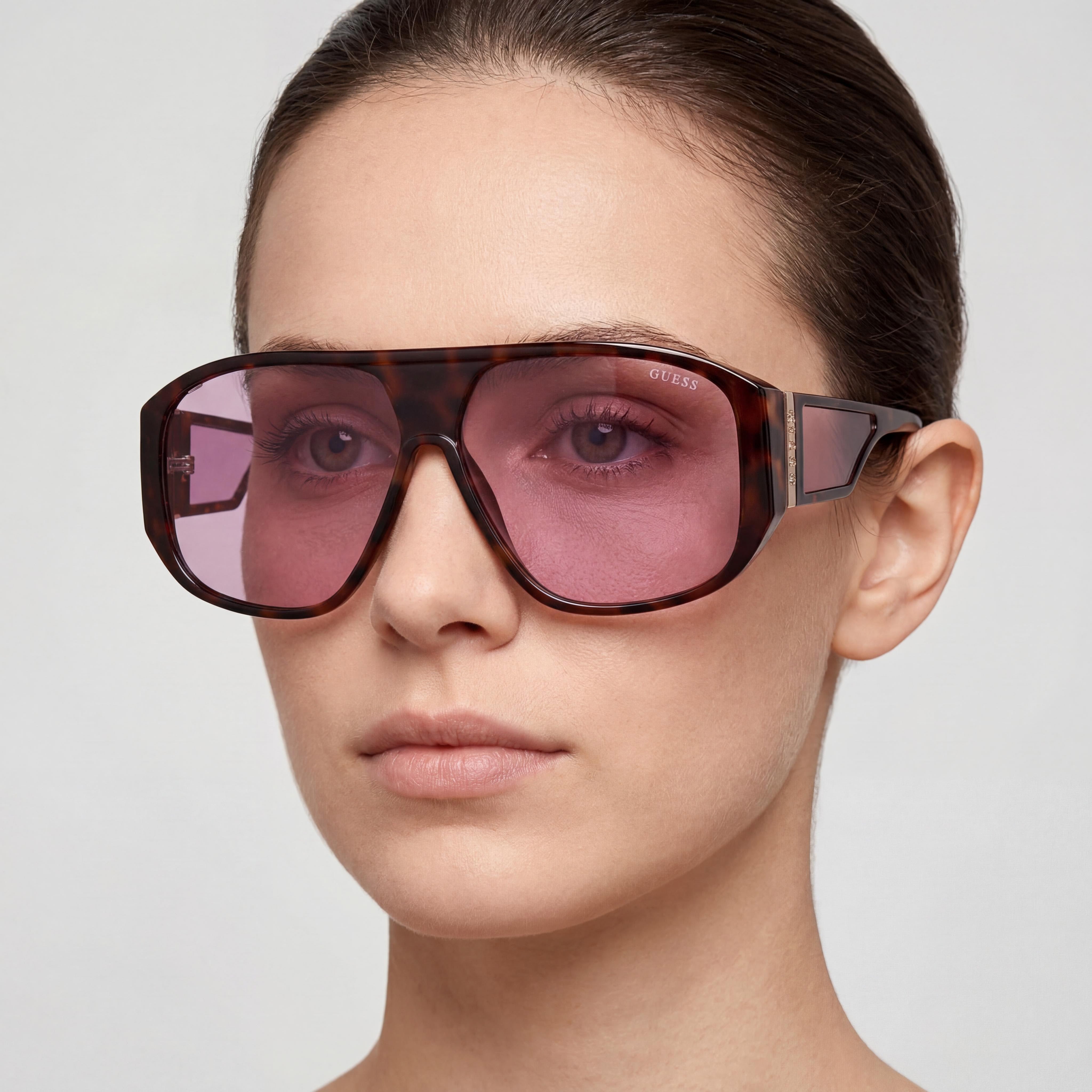 Gafas de sol unisex GUESS Moderne, montura de plástico habana oscuro, lentes violeta no polarizadas, UV 400, 61-11-140, Photo 3