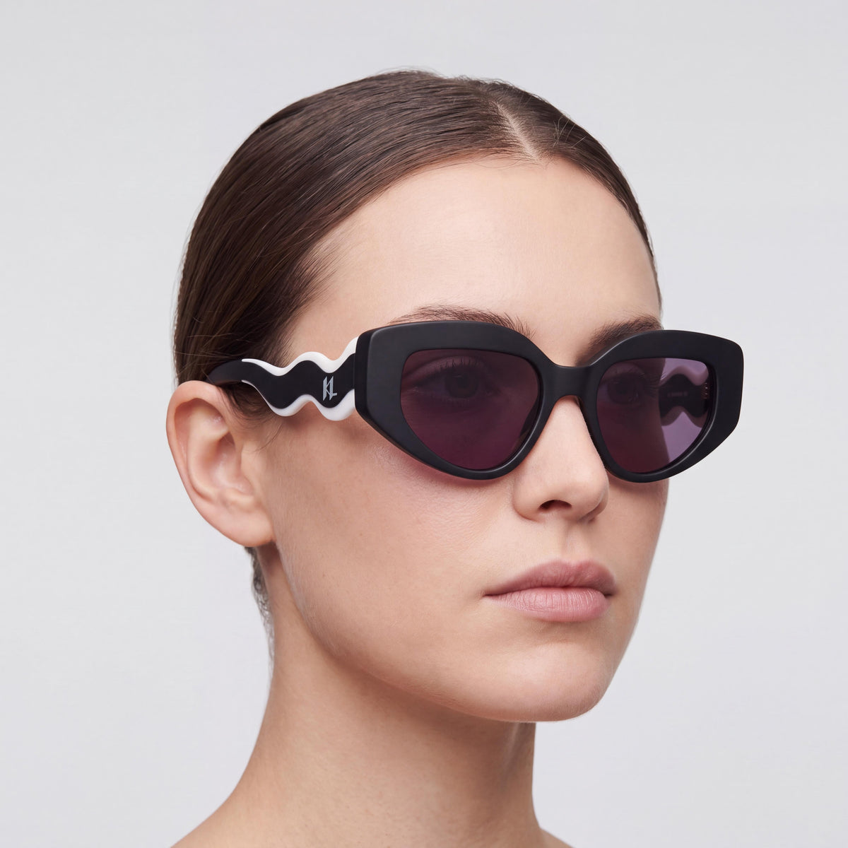 KARL LAGERFELD 6144s Women's Cat Eye Matte Black Bio-Injected Frame Polycarbonate Lens Sunglasses 50mm, Photo 5