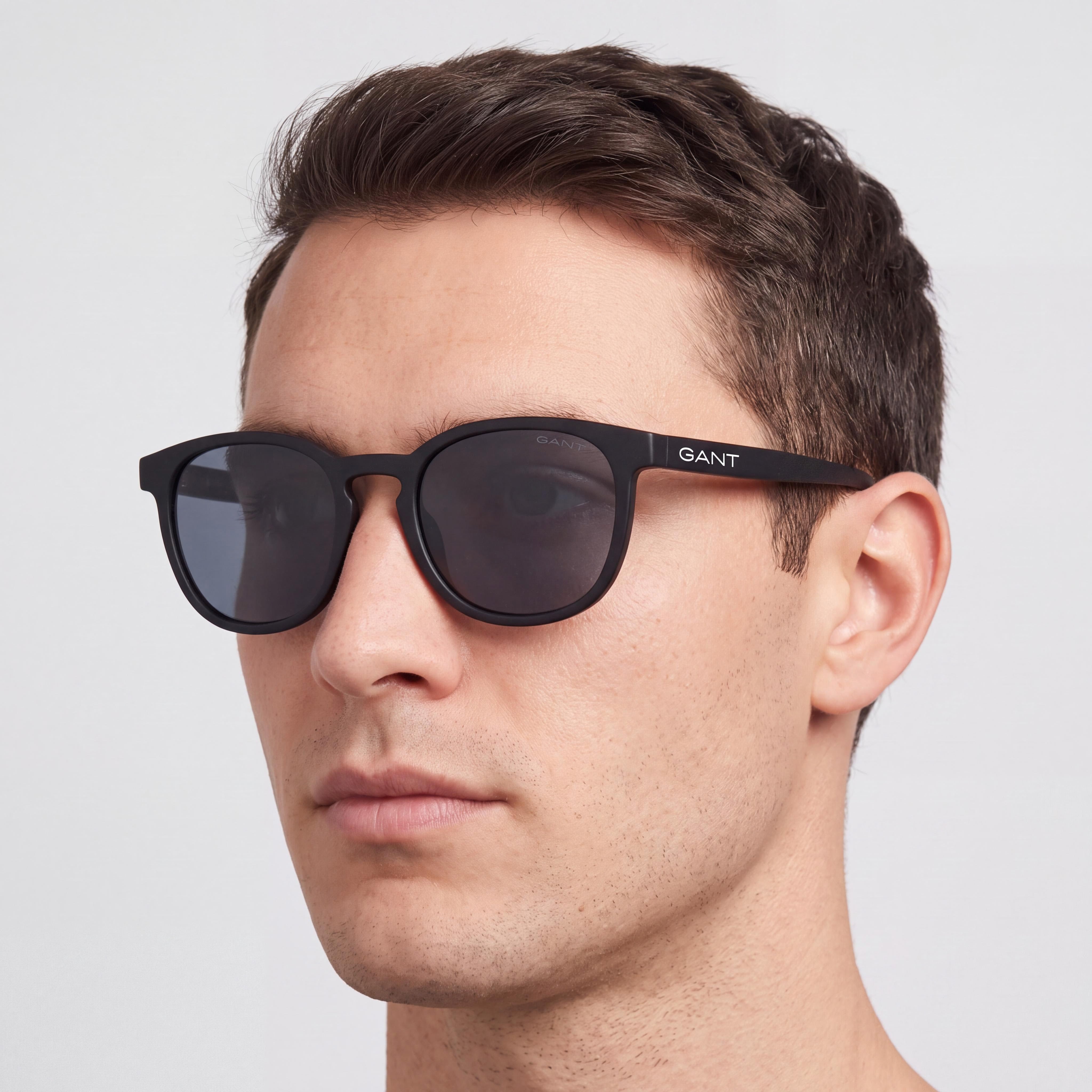 GANT GA7203 Gafas de sol modernas para hombre con montura inyectada en negro mate y lentes de plástico ahumado, 53-22-145, Photo 5