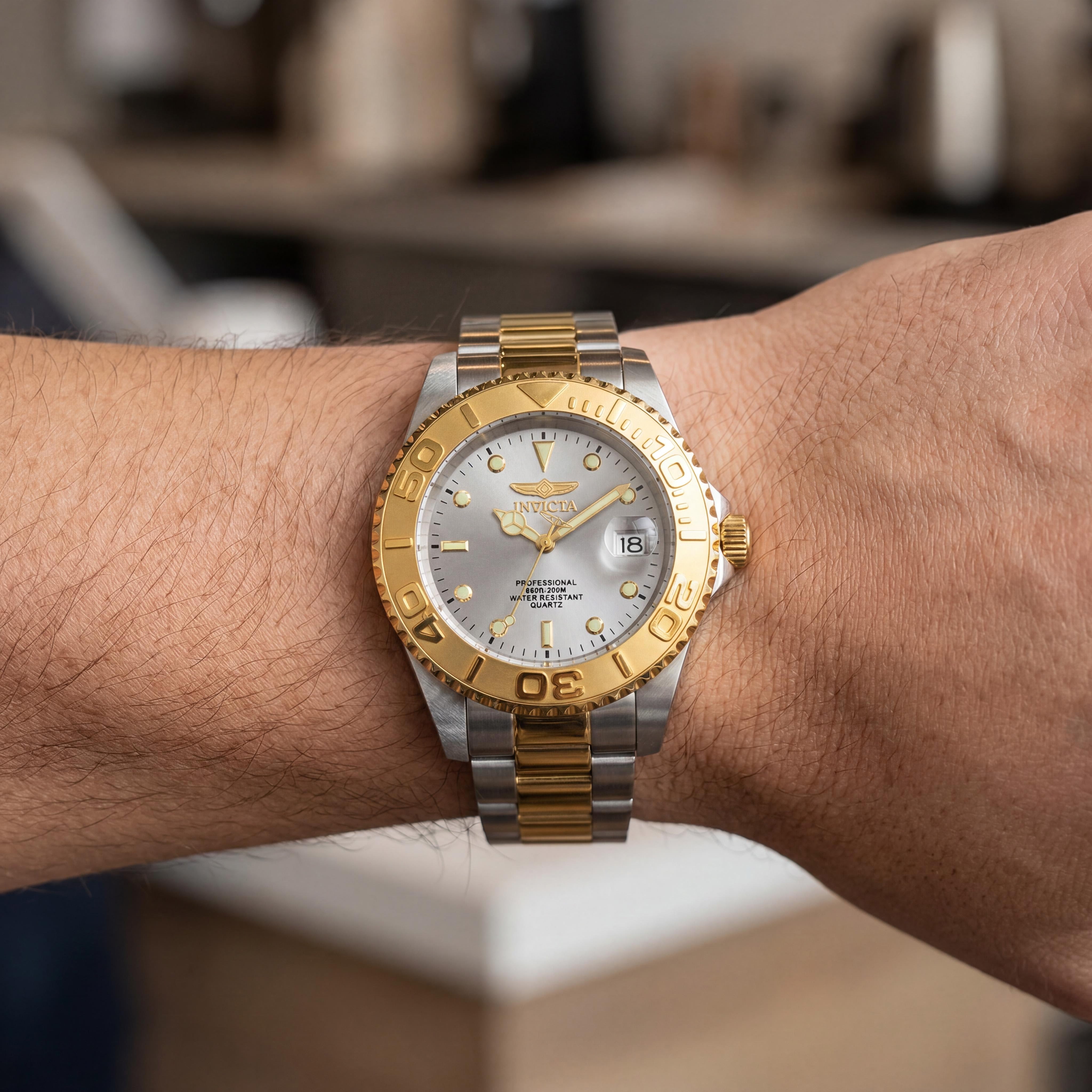 Invicta 29943 Men's Diver Two Tone Stainless Steel 37.5mm Watch, Photo 4