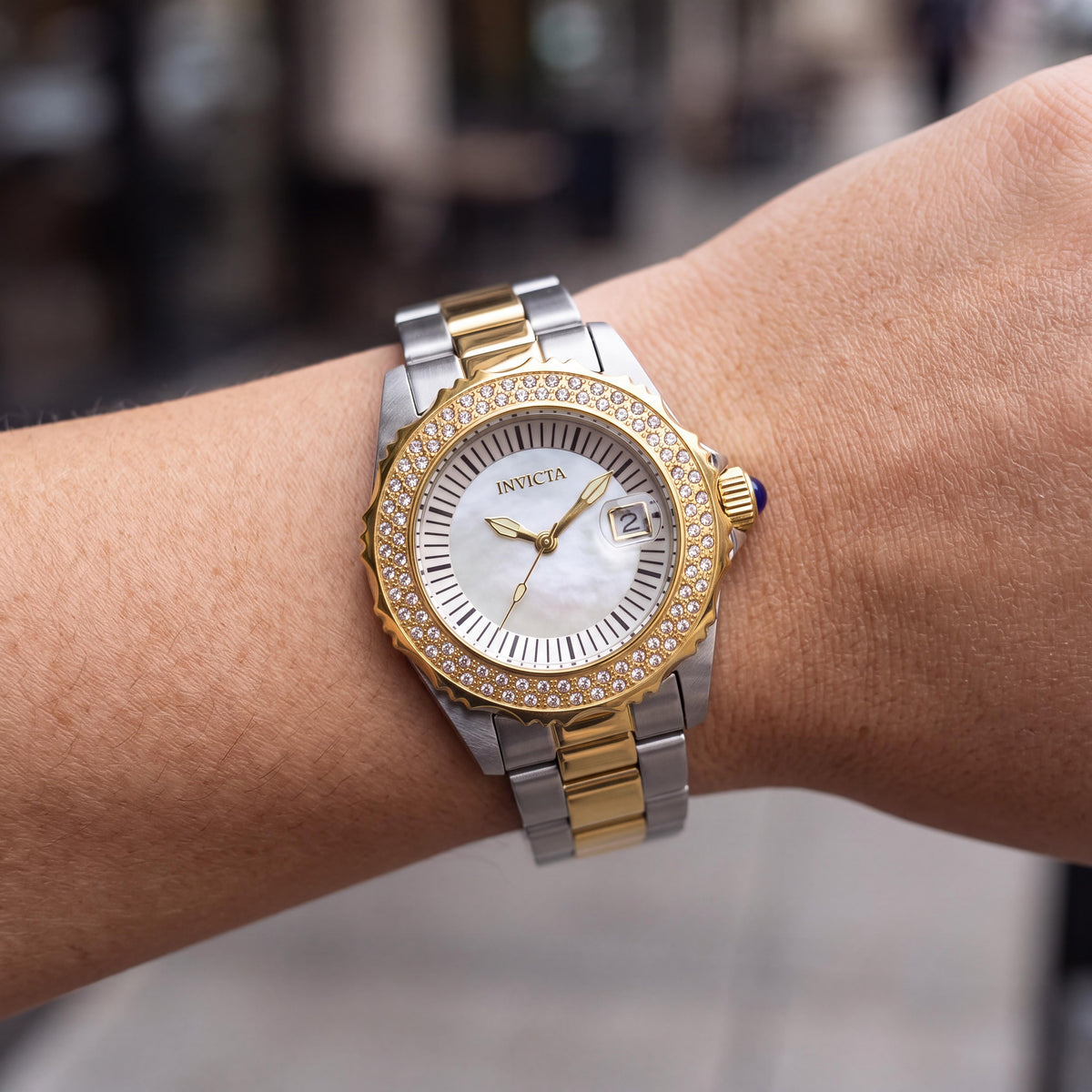 Invicta Women's Quartz Watch Two Tone Stainless Steel White Dial Crystal Accented Bezel Date 30mm, Photo 4