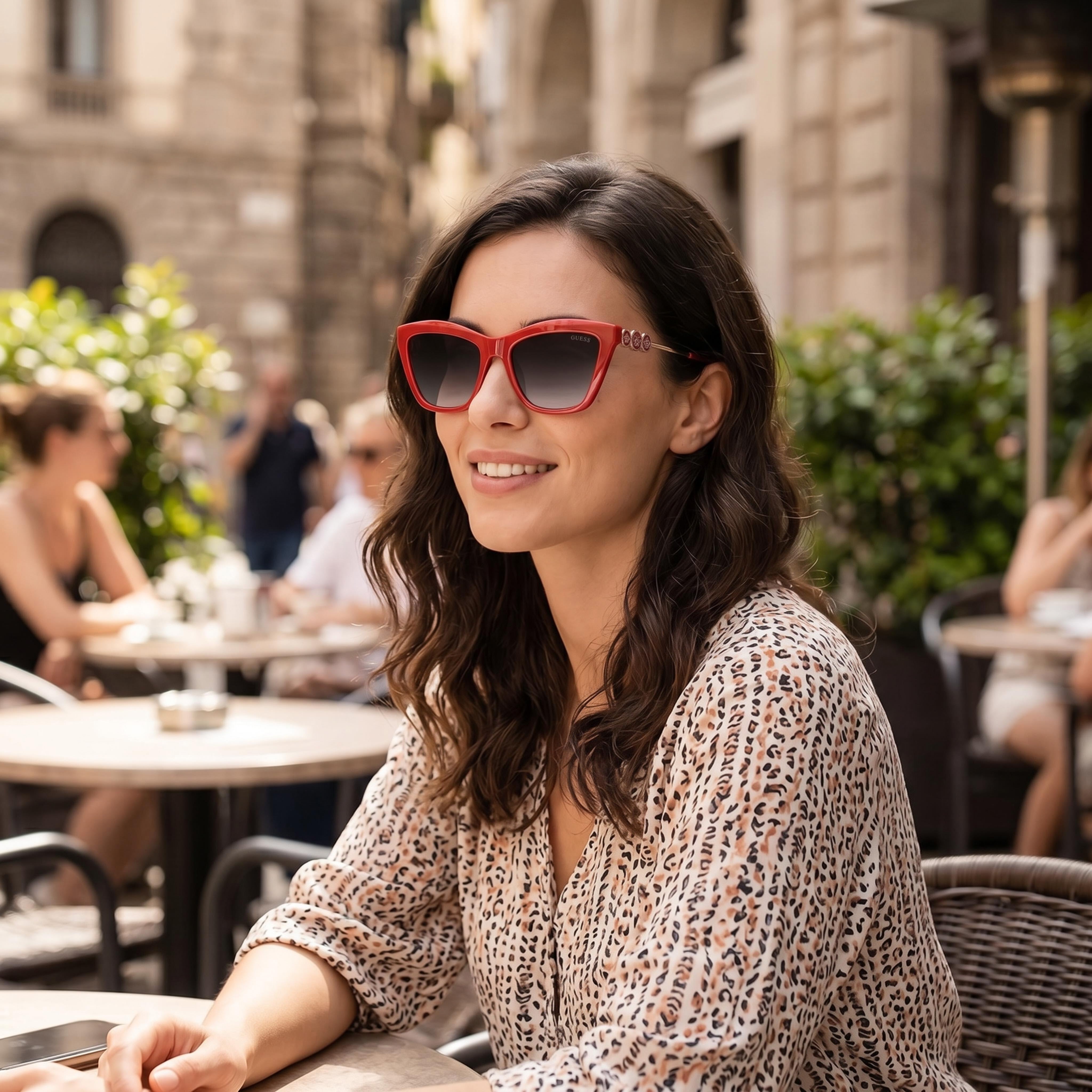 GUESS Women's Cat-eye Signature Plastic Sunglasses Red Smoke Gradient 100% UVA & UVB Protection 56-17-140mm, Photo 6