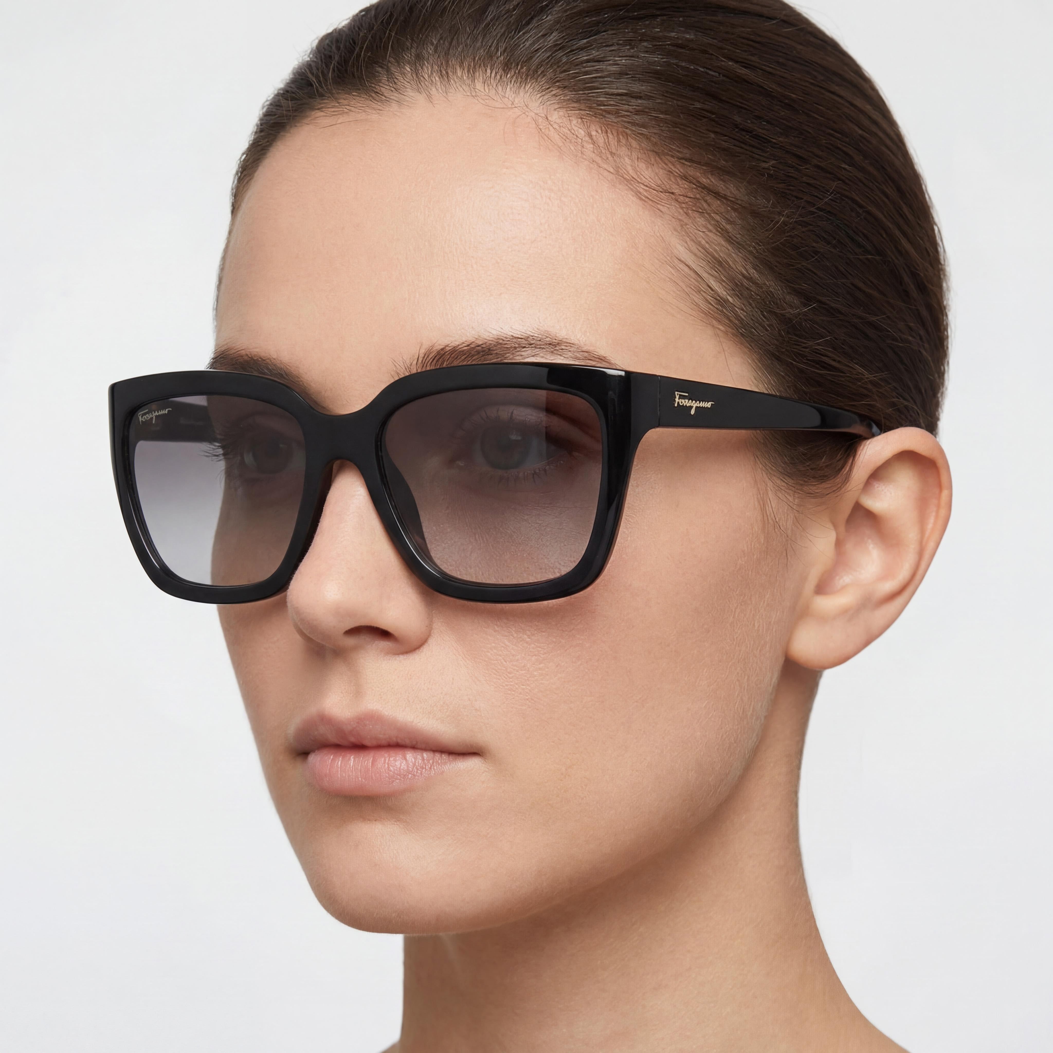 Gafas de sol Ferragamo Classic para mujer, acetato brillante negro, montura completa, lentes grises degradadas, 59 mm, Photo 4