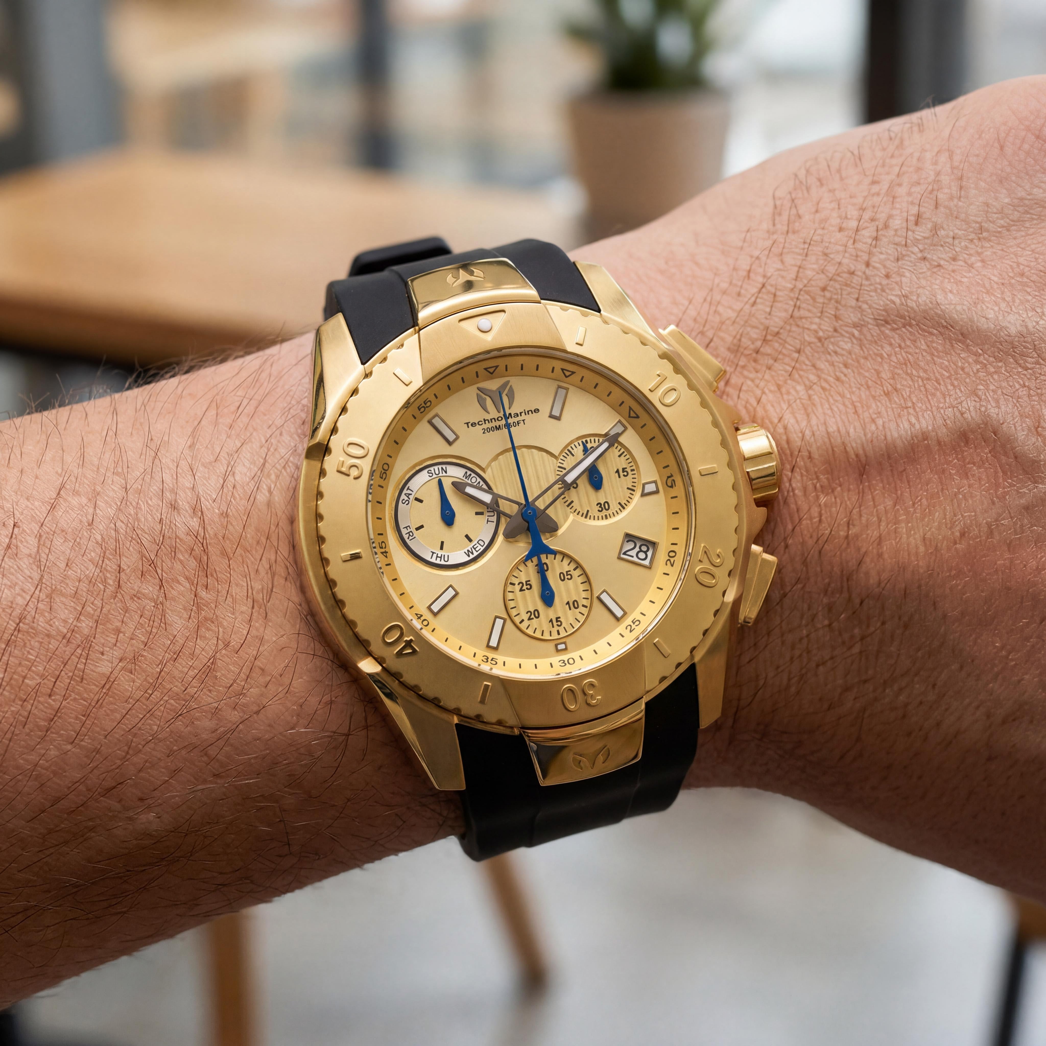 TechnoMarine Men's Luxury Watch, Gold-Tone Stainless Steel, Black Silicone, Swiss Quartz, Chronograph, 200m WR, 48mm, Photo 4