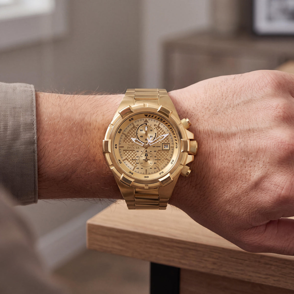 Invicta Reloj de hombre Aviator Chronograph de acero inoxidable dorado Esfera dorada 50mm, Photo 3