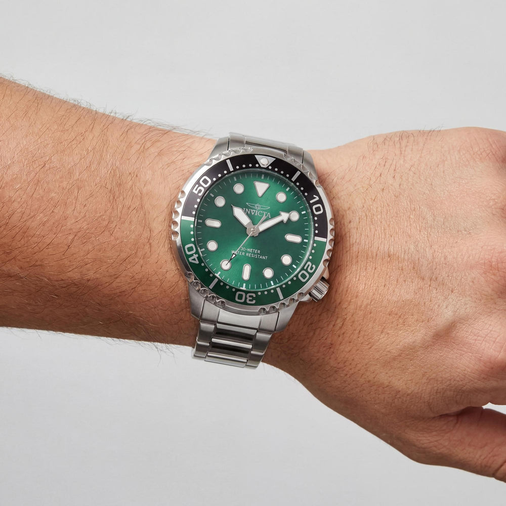Reloj Invicta Pro Diver 47220 para hombre, de acero inoxidable, color plata, verde y negro, resistente al agua, de cuarzo, 48 mm