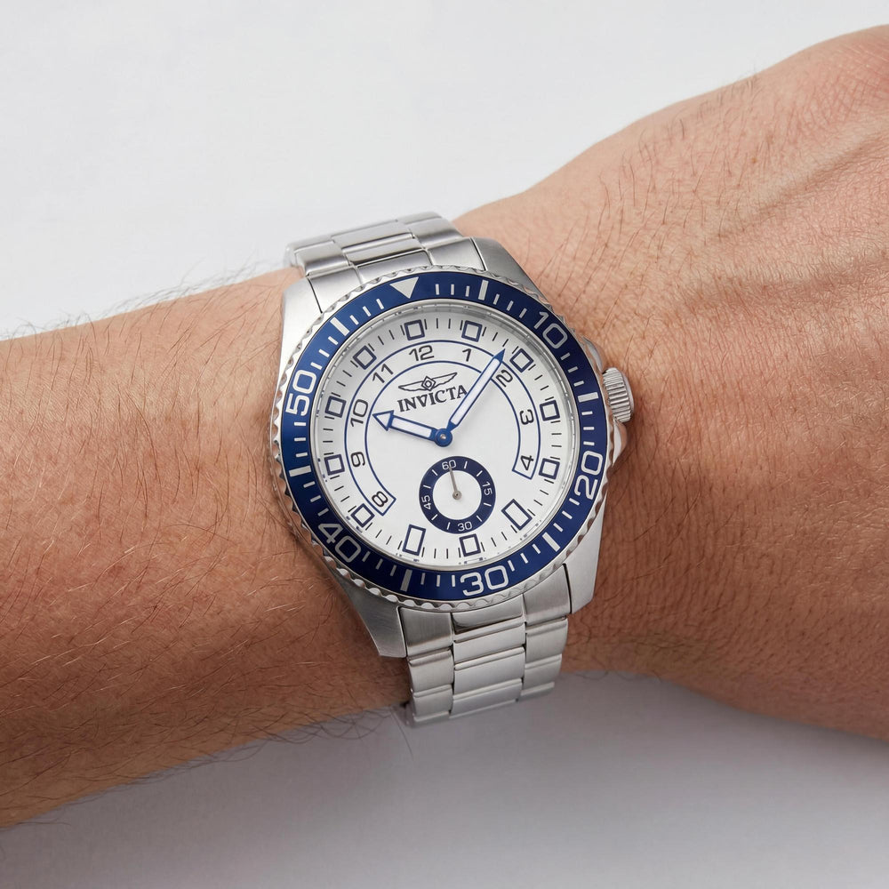 Reloj de cuarzo unisex Invicta Pro Diver 47124 de acero inoxidable plateado de 44 mm, resistente al agua hasta 5 bares.