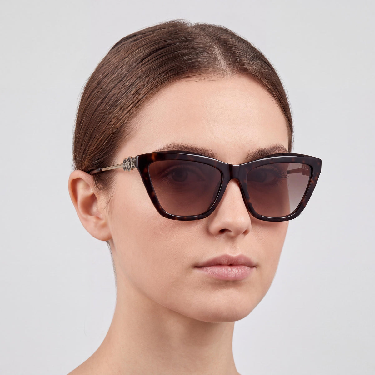 GUESS Gu00199 Women's Dark Havana Injected Frame Gradient Brown Non-Polarized UV 400 Sunglasses 56mm, Photo 3