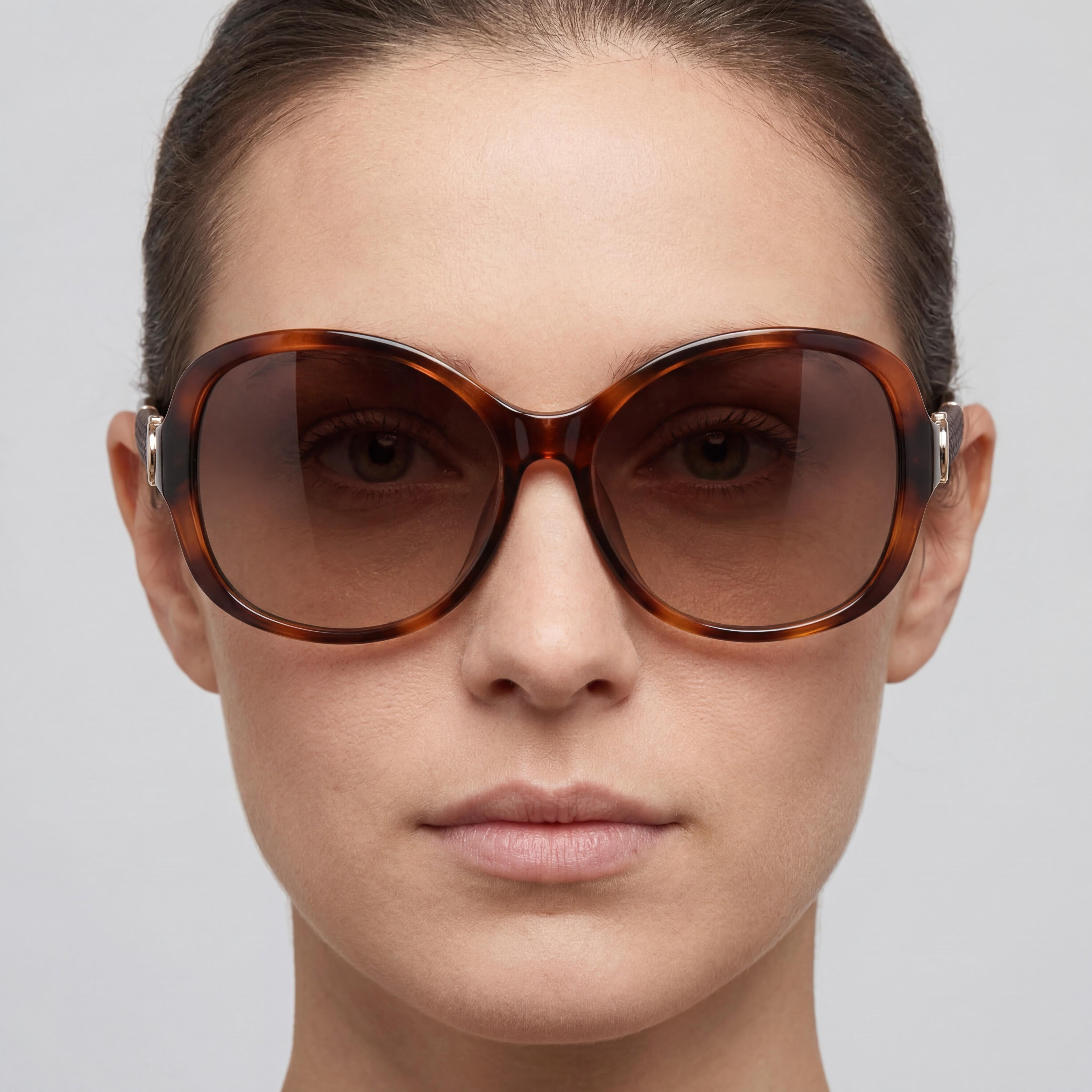 Salvatore Ferragamo Gafas de sol de plástico de tortuga grandes para mujer Lentes degradadas marrones de 59 mm con protección UV, Photo 4