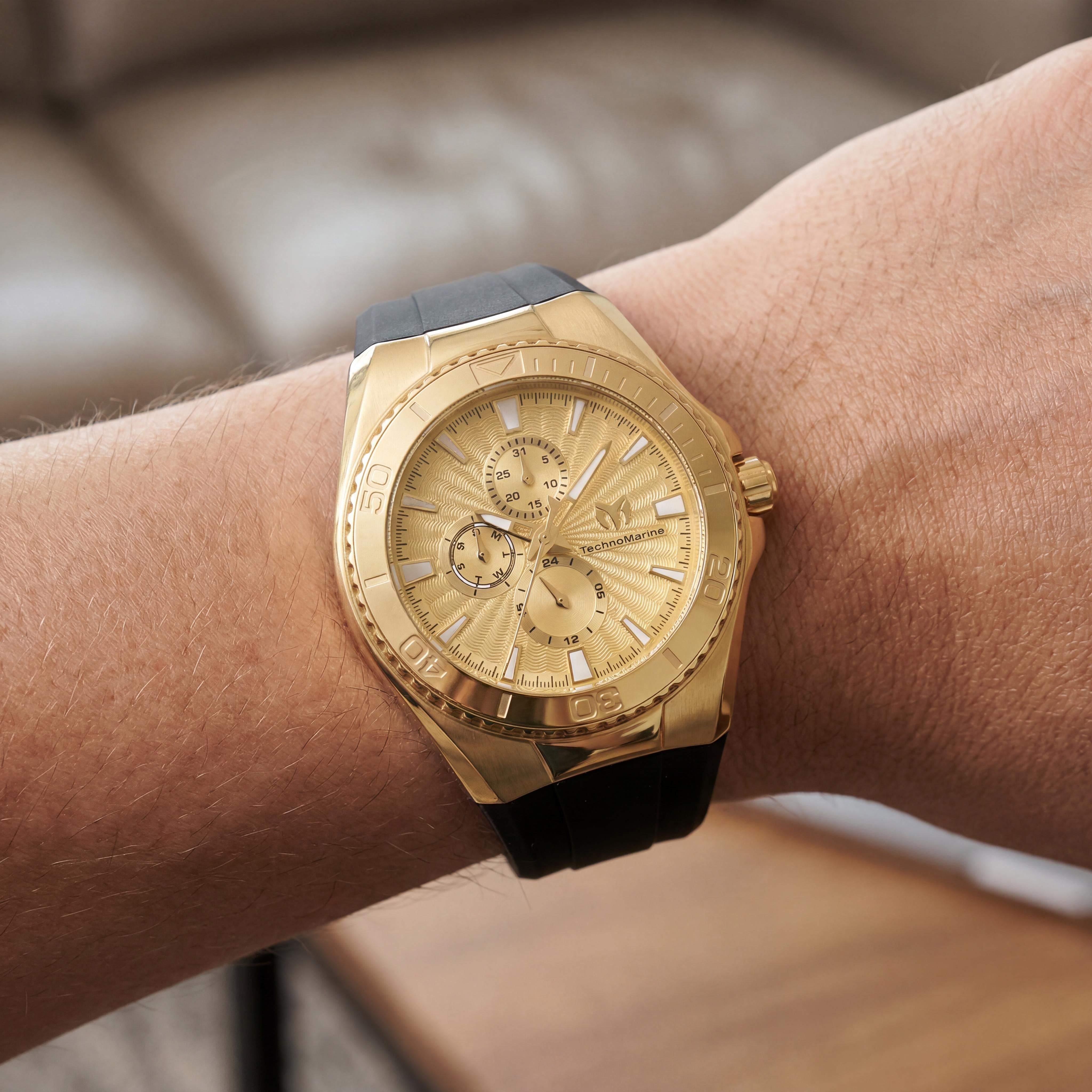 Technomarine Cruise TM-124018 Unisex Reloj de Cuarzo Cronógrafo Esfera Dorada Caja de Acero Inoxidable Correa de Silicona 45mm 10 ATM Resistente al Agua, Photo 4