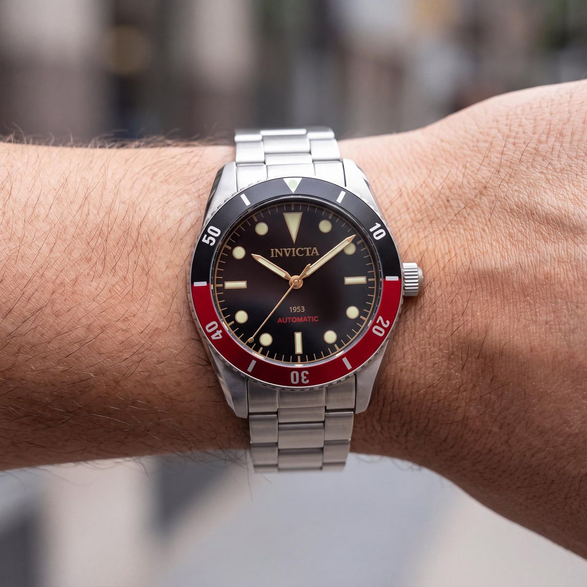 Invicta VINTAGE Pro Diver 34334 Reloj automático de acero inoxidable de 40 mm con esfera negra y resistencia al agua de 20 ATM, con brillo en la oscuridad, para hombre, Photo 4