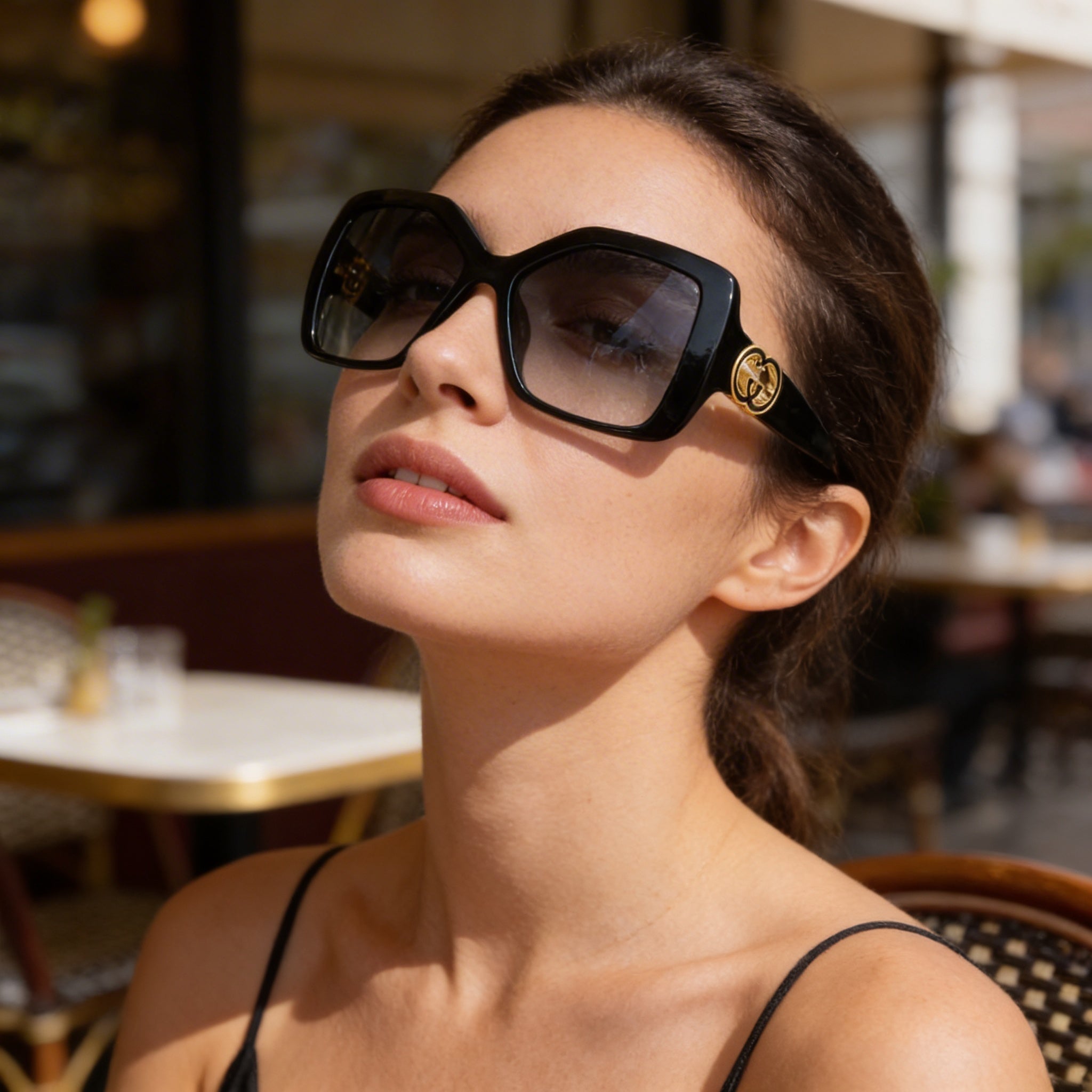 Gafas de sol unisex modernas Gucci con montura negra y lentes negras, puente de 18 mm, patilla de 145 mm, Photo 6