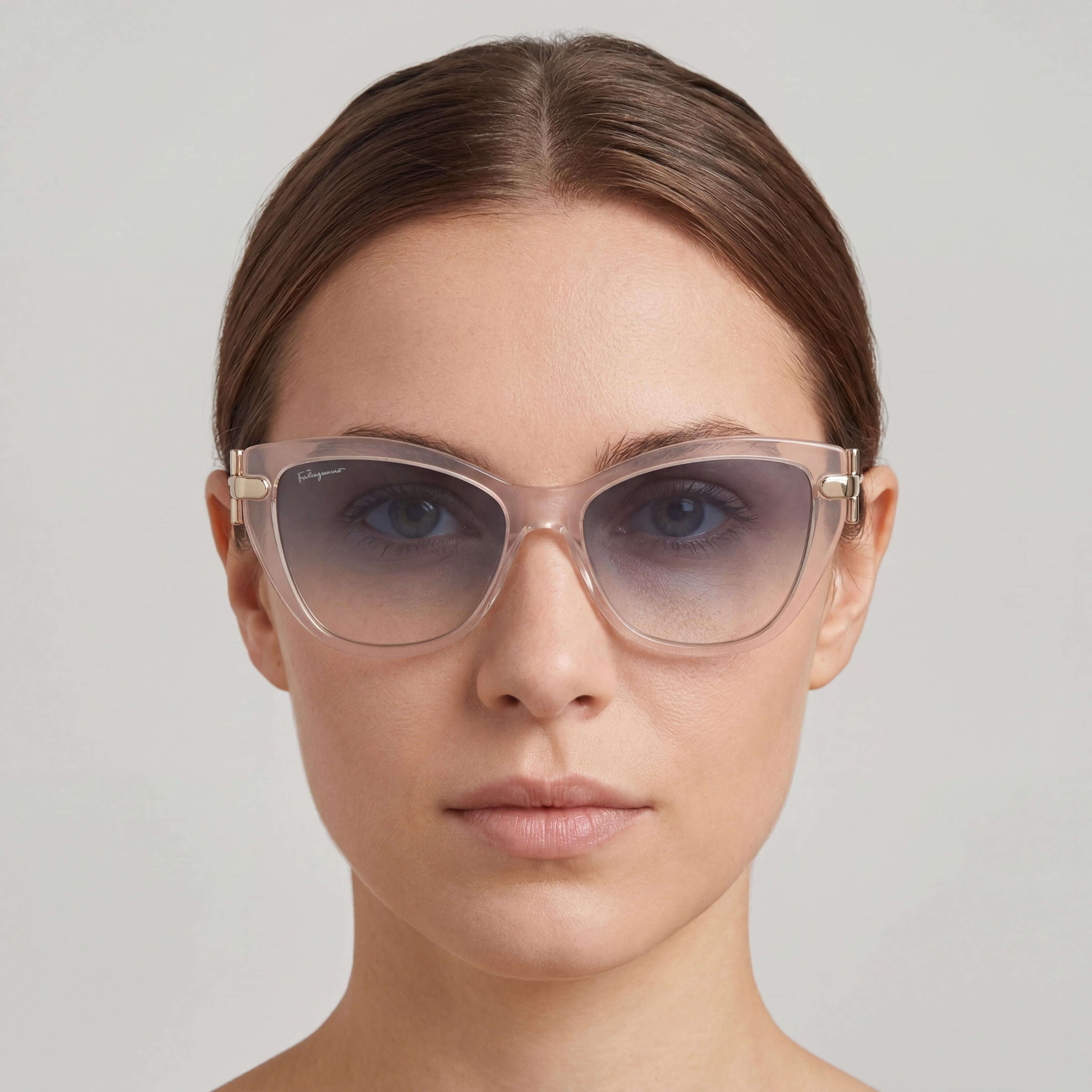 Gafas de sol Salvatore Ferragamo SF928S para mujer, estilo ojo de gato, color nude, dorado, de plástico, con degradado azul y protección UV, 55-15-140 mm, Photo 3