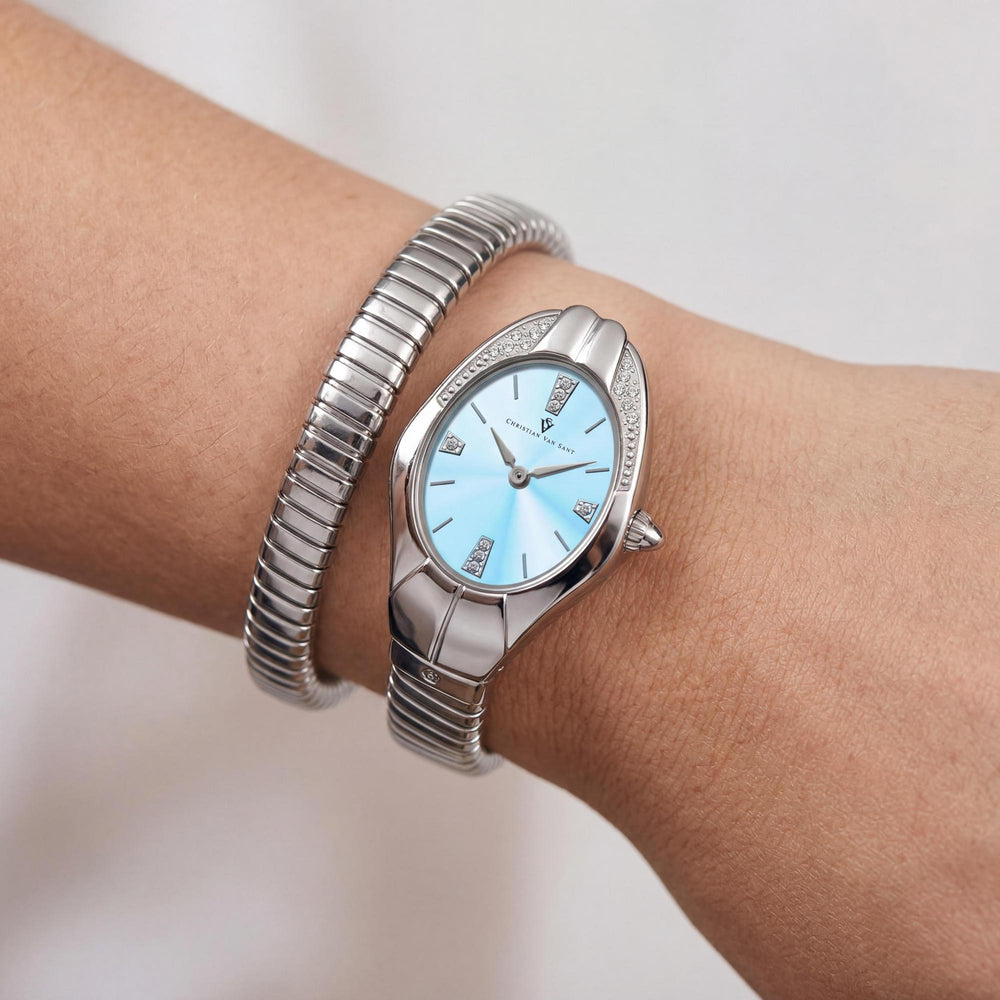Reloj Christian Van Sant para mujer, de cuarzo, resistente al agua, con caja y pulsera de acero inoxidable y esfera azul.