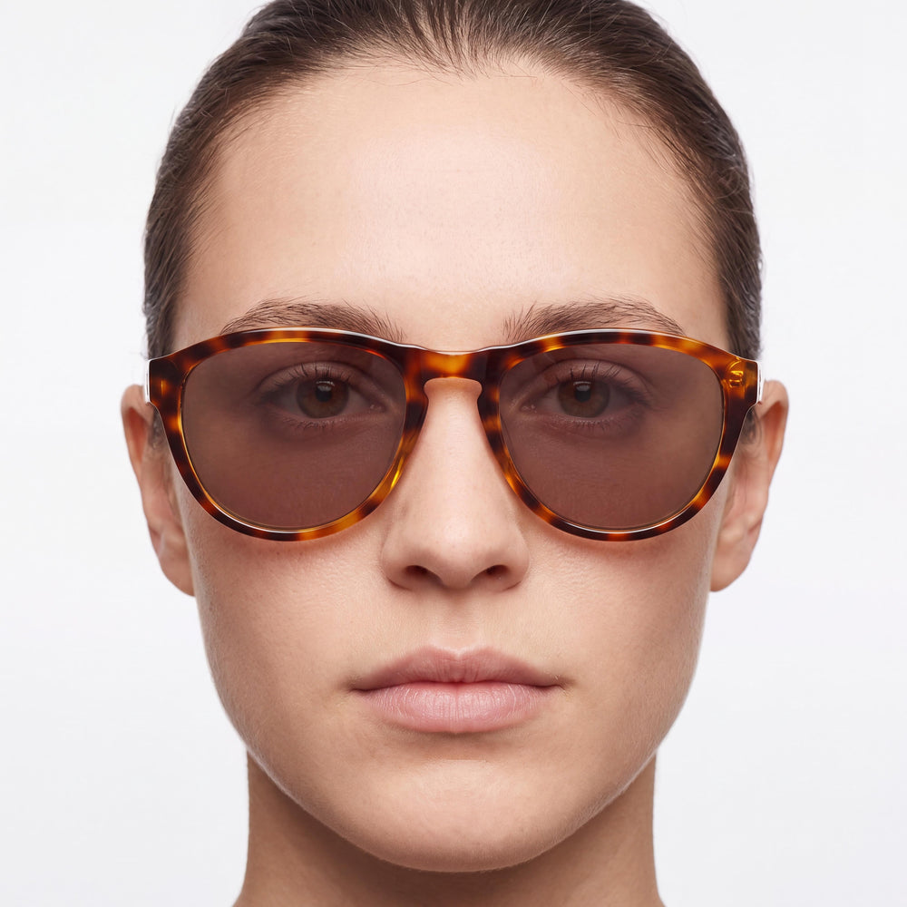 Converse Cv567s Unisex Soft Tortoise Amber Acetate Non-Polarized Sunglasses with UV 400 Protection 54mm