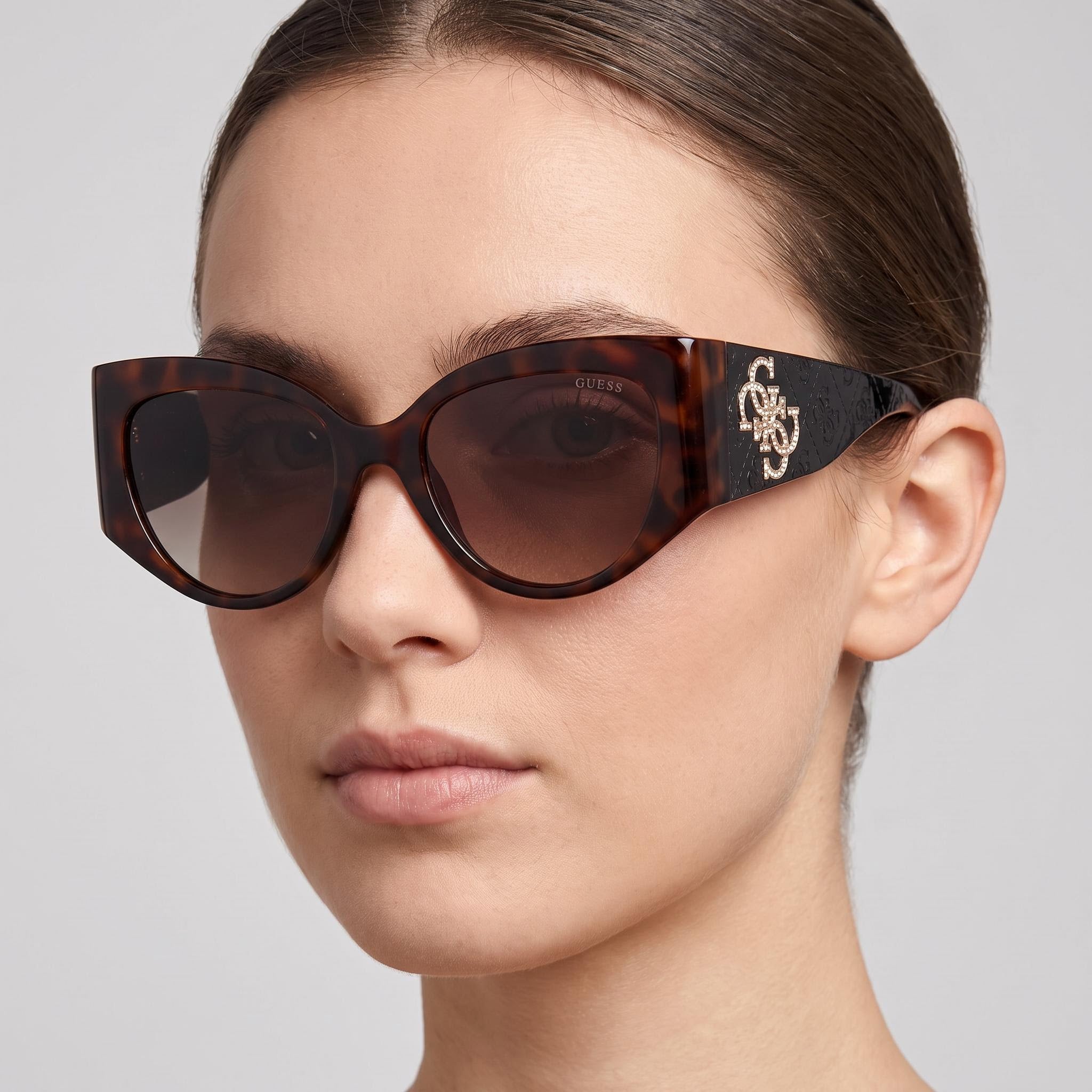 GUESS Casual Women's Dark Havana Plastic Frame Gradient Brown Lens Sunglasses with UV 400 Protection 54mm, Photo 5