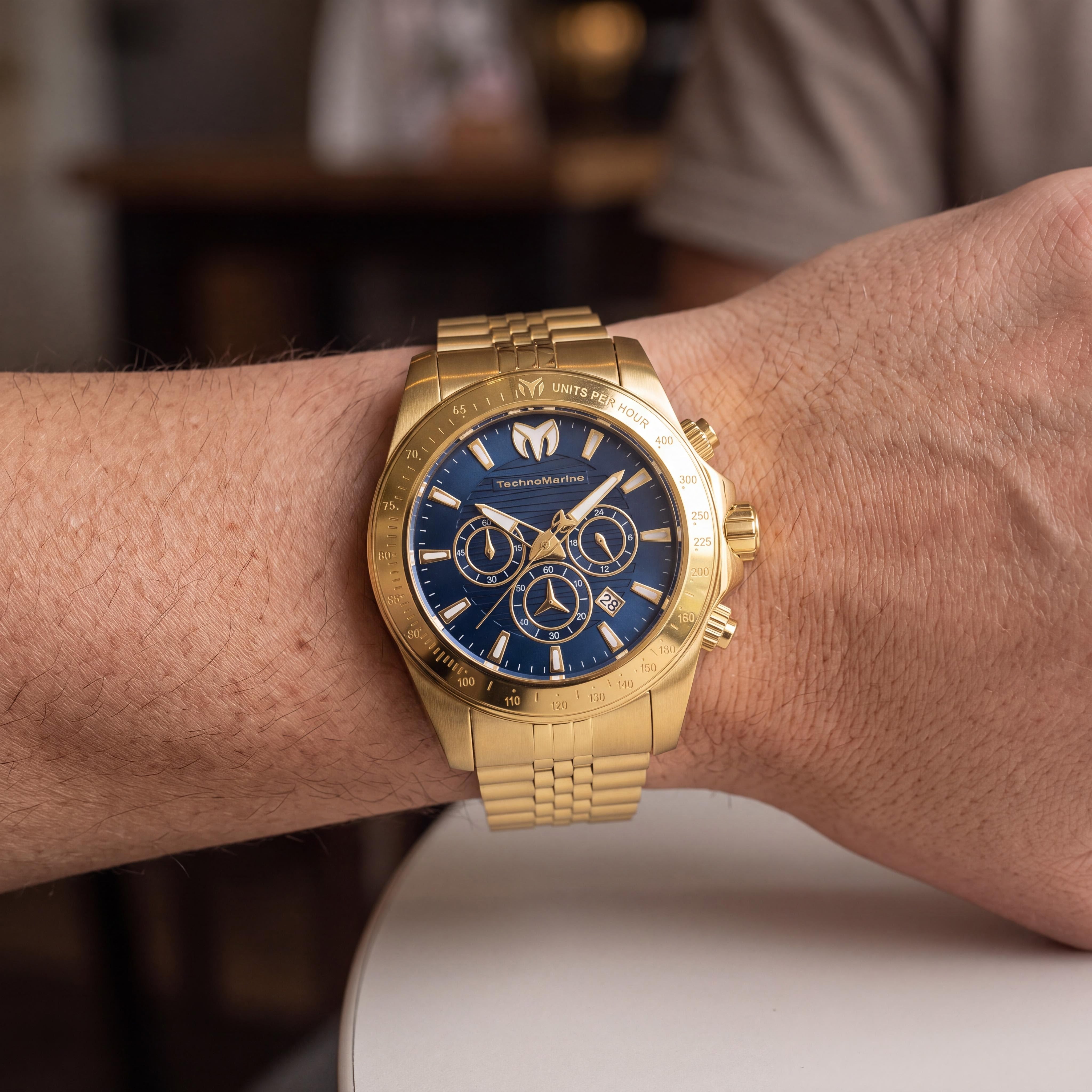 Technomarine Manta TM-220149 Men's Chronograph Gold Tone Stainless Steel Diver Watch, Blue Dial, 47mm, Photo 4