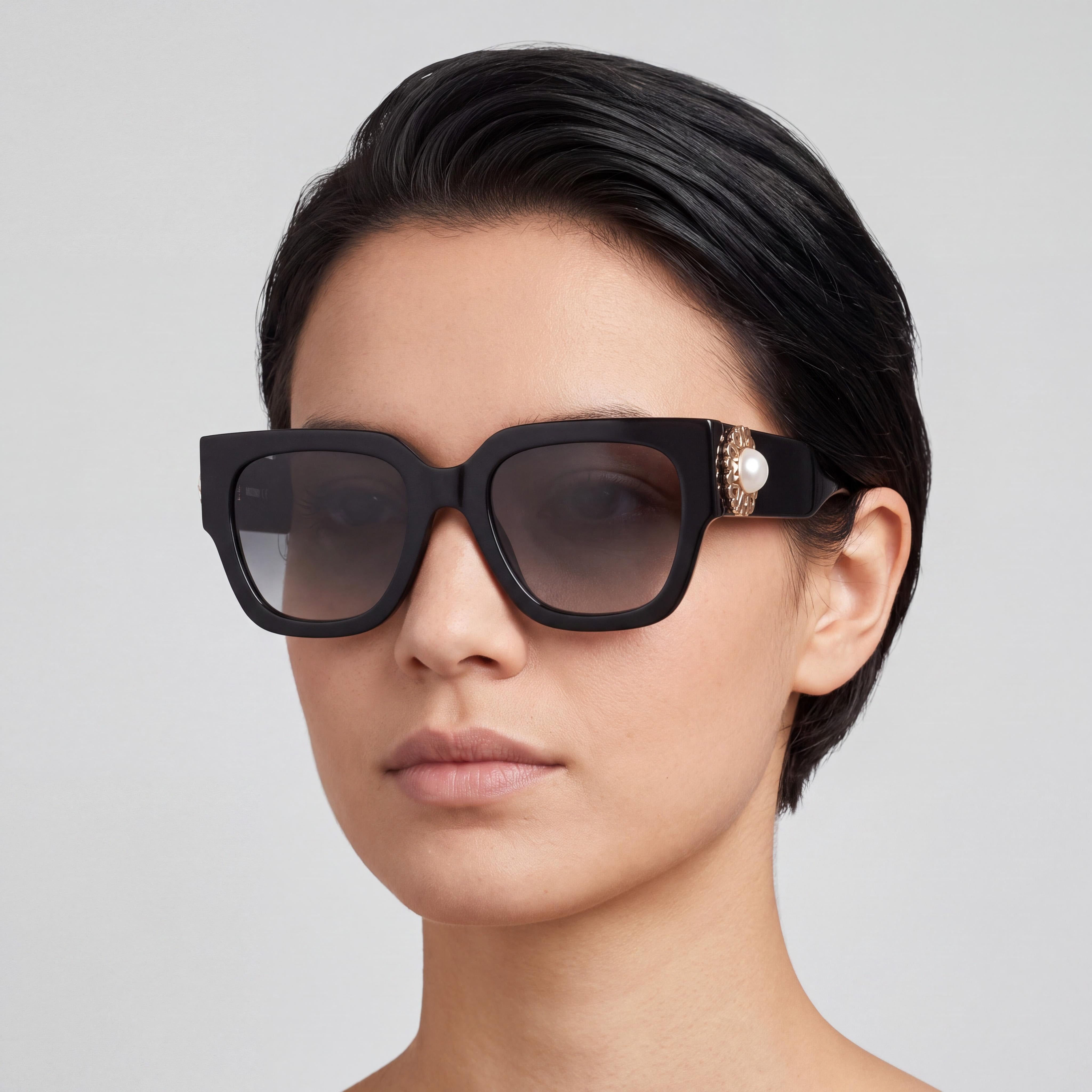 Moschino Women's MOS153/S/US Black Plastic Square Grey Shaded 100% UV Non-Polarized Sunglasses 52mm, Photo 4