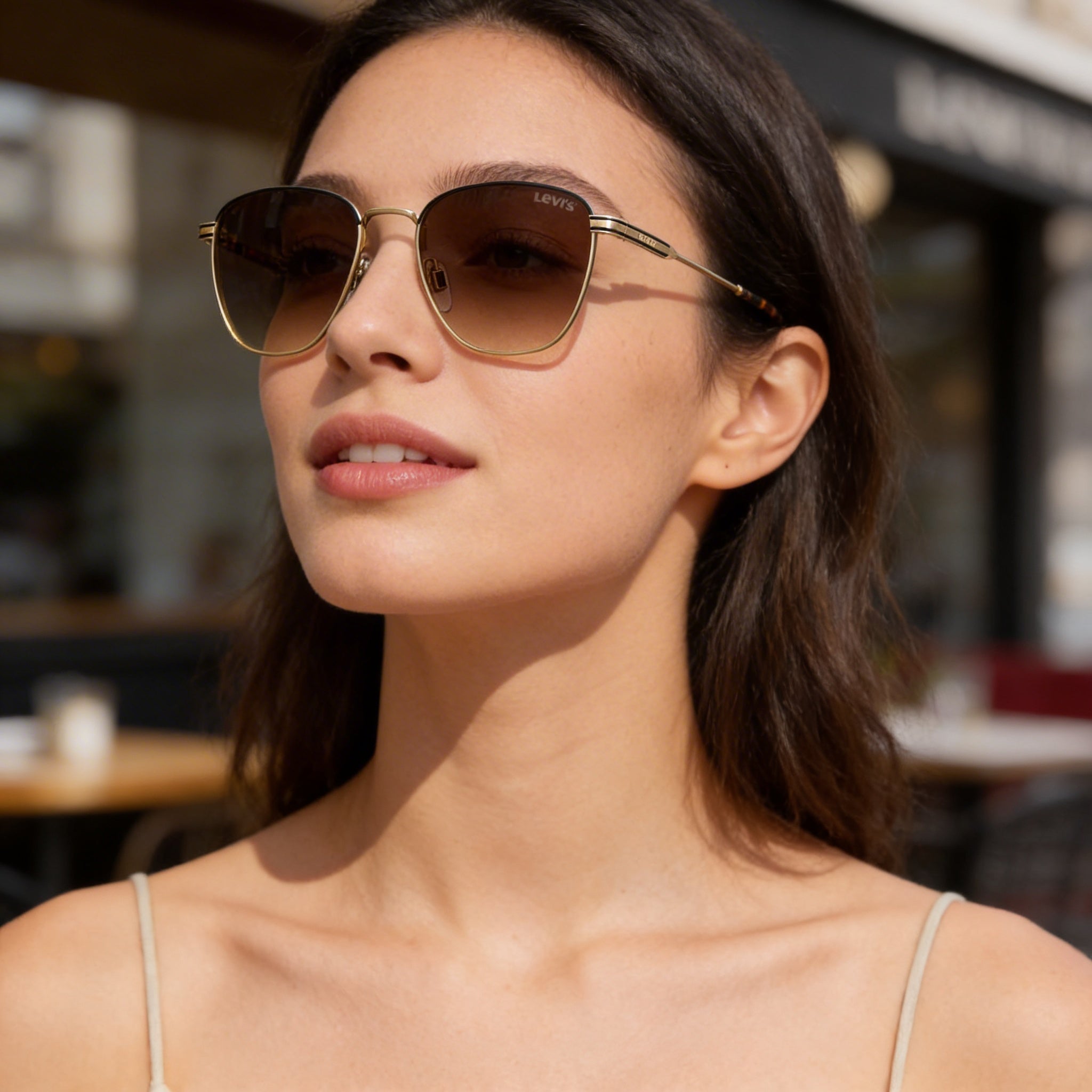 Gafas de sol unisex Levi's Lv 1016/S, montura de acero inoxidable dorada con degradado marrón, protección UV, 52 mm, Photo 4