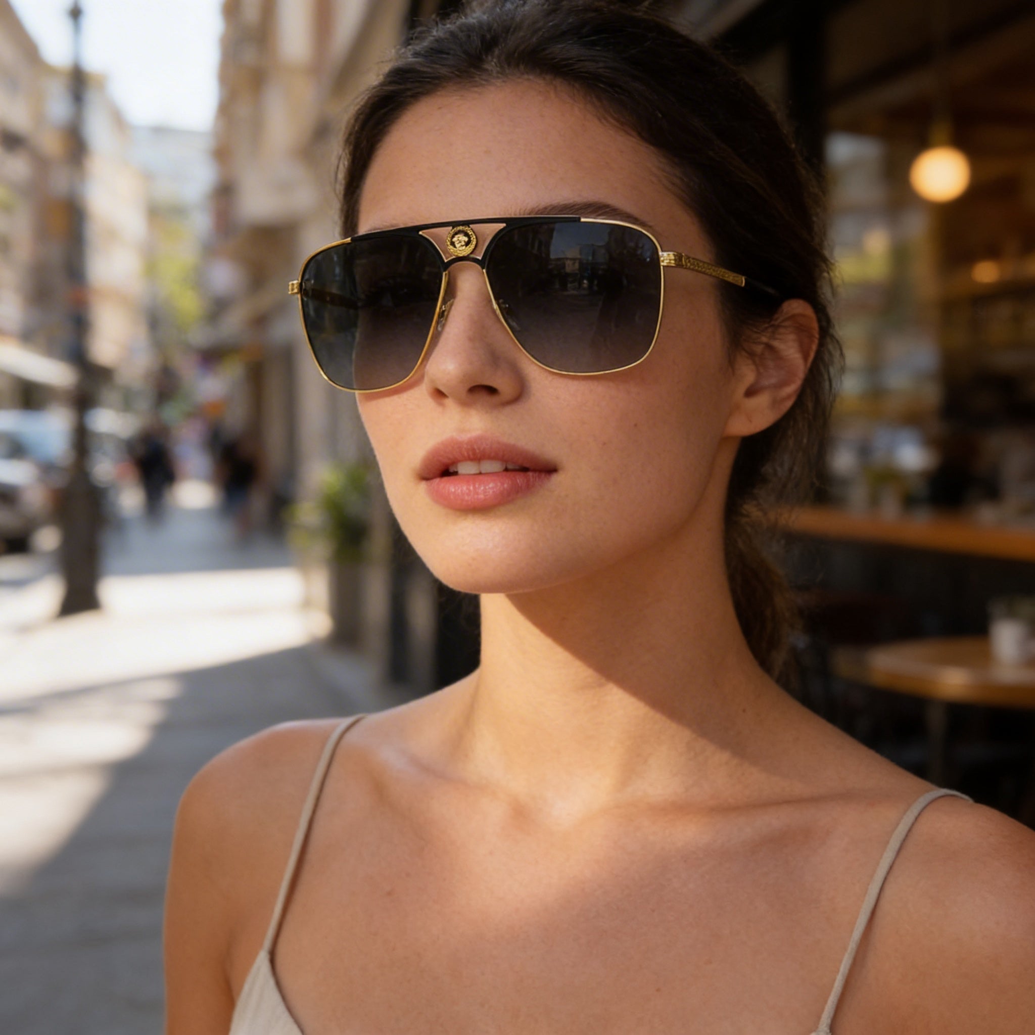 Gafas de sol rectangulares Versace unisex de acetato negro mate dorado, lentes grises con protección UV, 61 mm, Photo 4