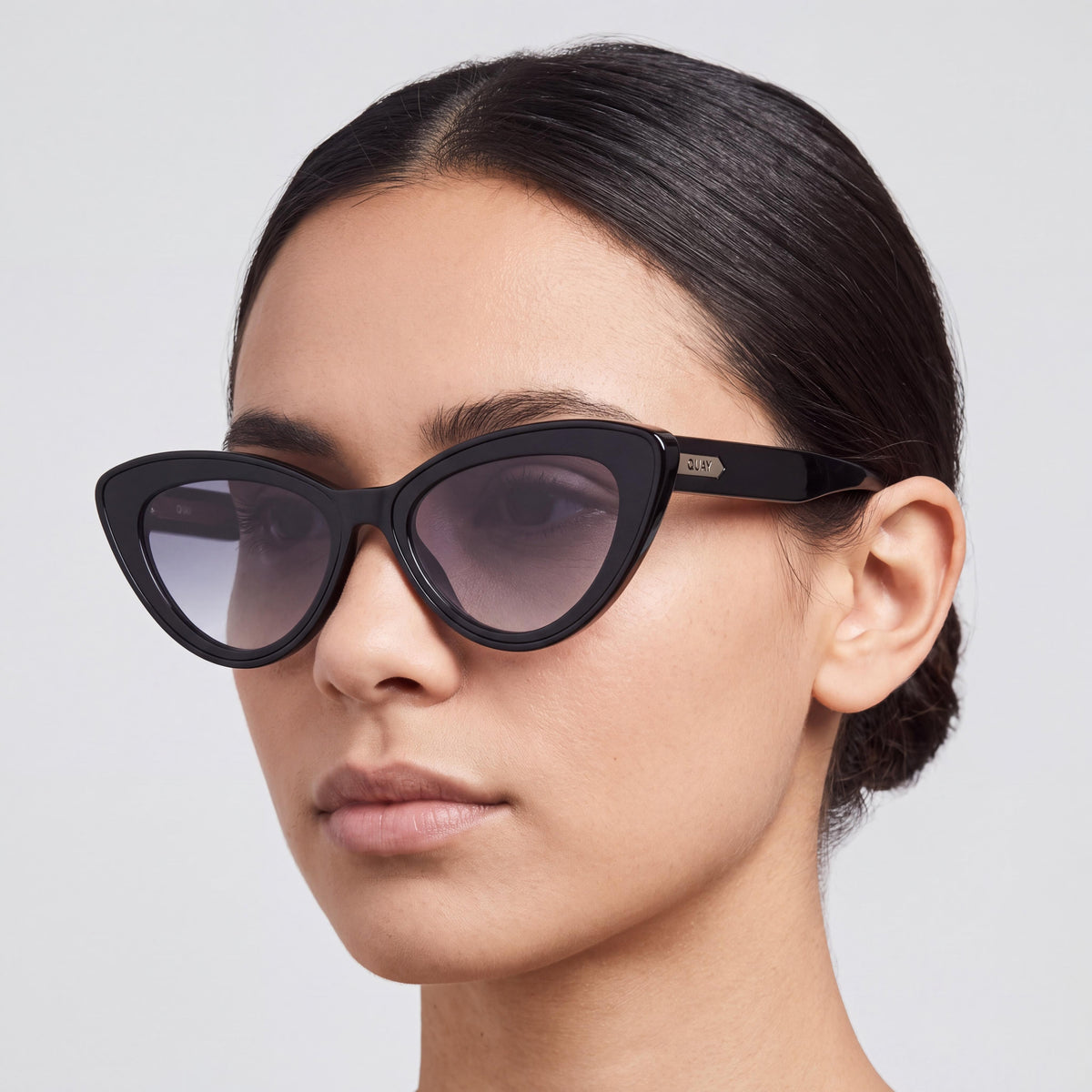 QUAY AUSTRALIA TEMPTED Cat Eye Women's Sunglasses, Black Plastic Frame, Smoke UV Protected, 145mm, Photo 3