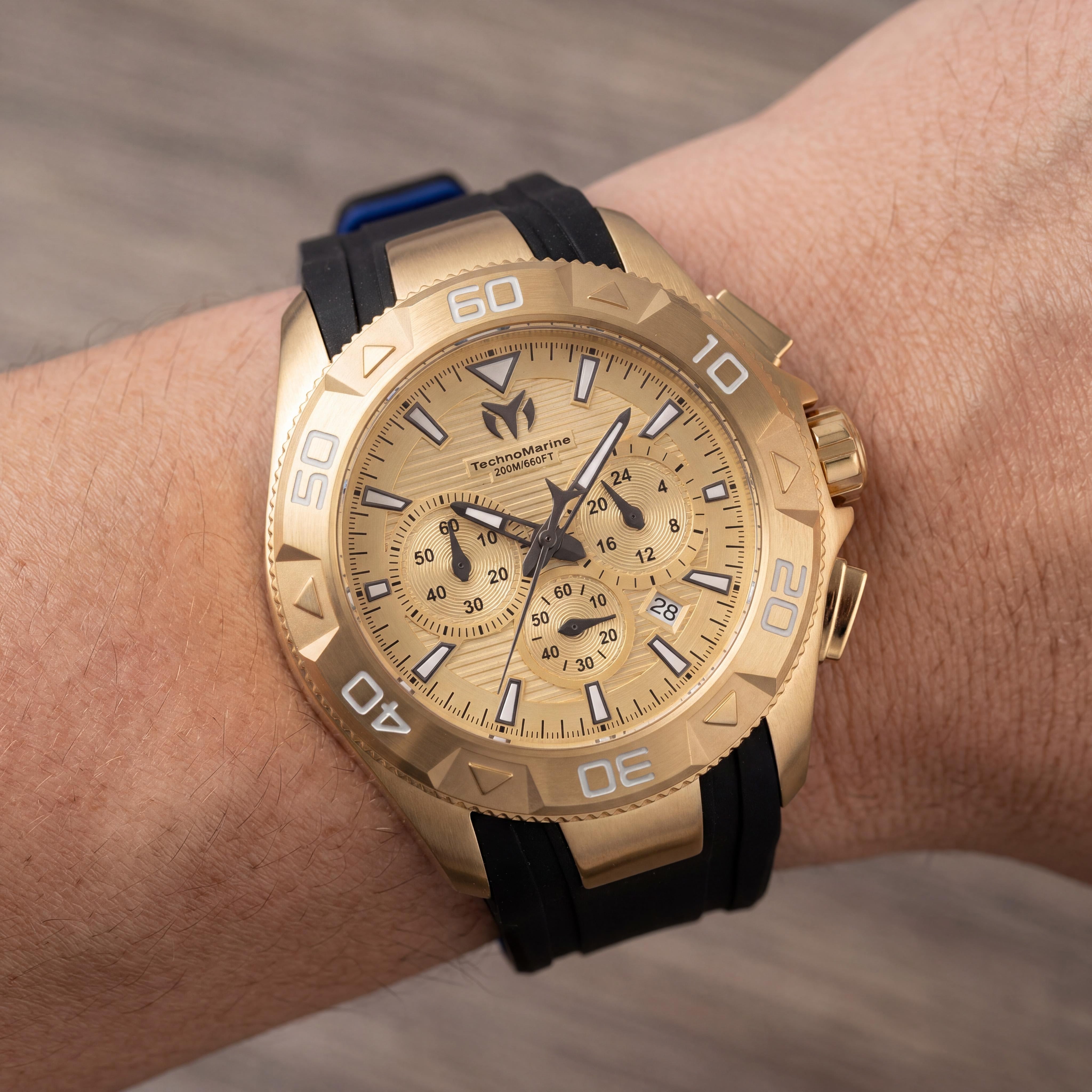 Technomarine UF6 TM-622003 Unisex Gold Stainless Steel Quartz 20 ATM Silicone Strap Watch 48mm, Photo 3