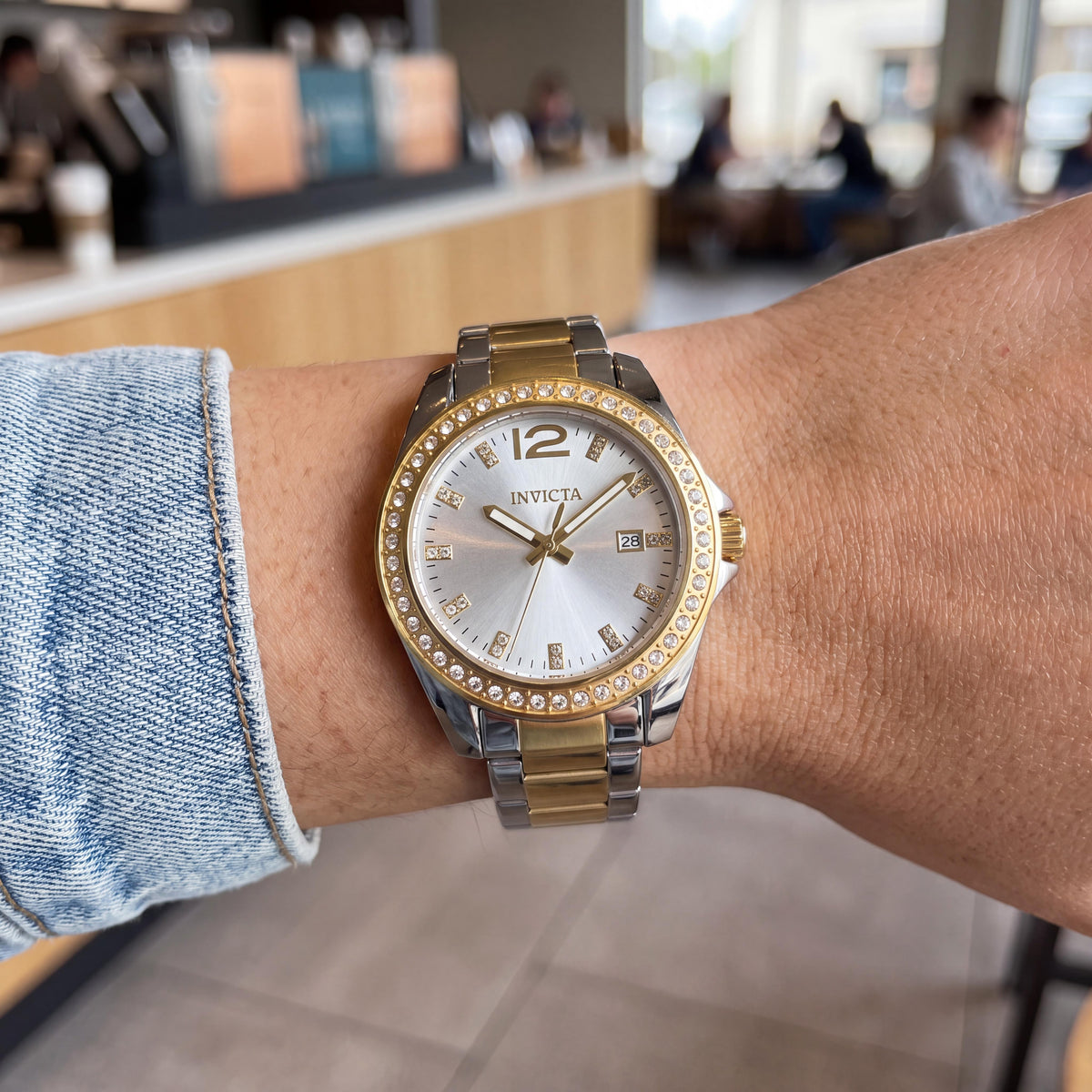 Invicta Angel 49848 Reloj clásico de cuarzo de acero inoxidable plateado para mujer con segundero, 38 mm, Photo 3