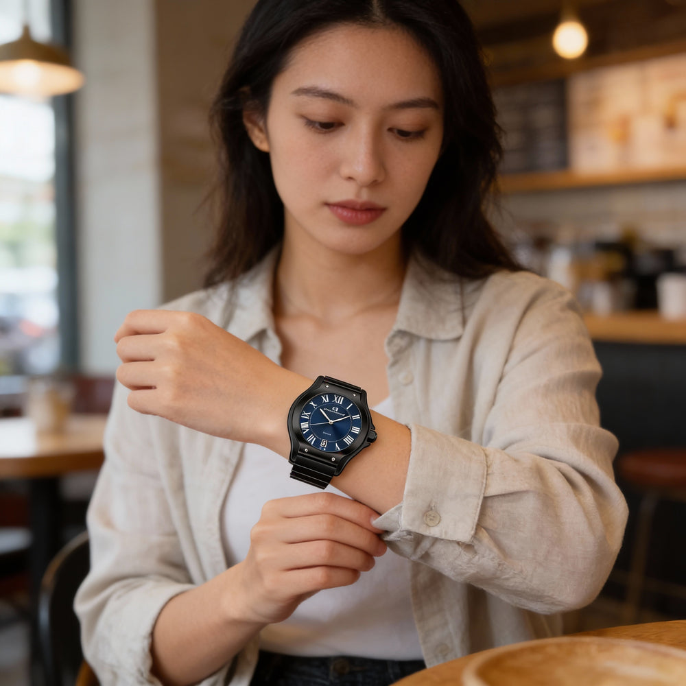 Reloj Oceanaut para mujer con movimiento de cuarzo, esfera azul, caja de acero inoxidable, pulsera, resistente a arañazos y resistente al agua.