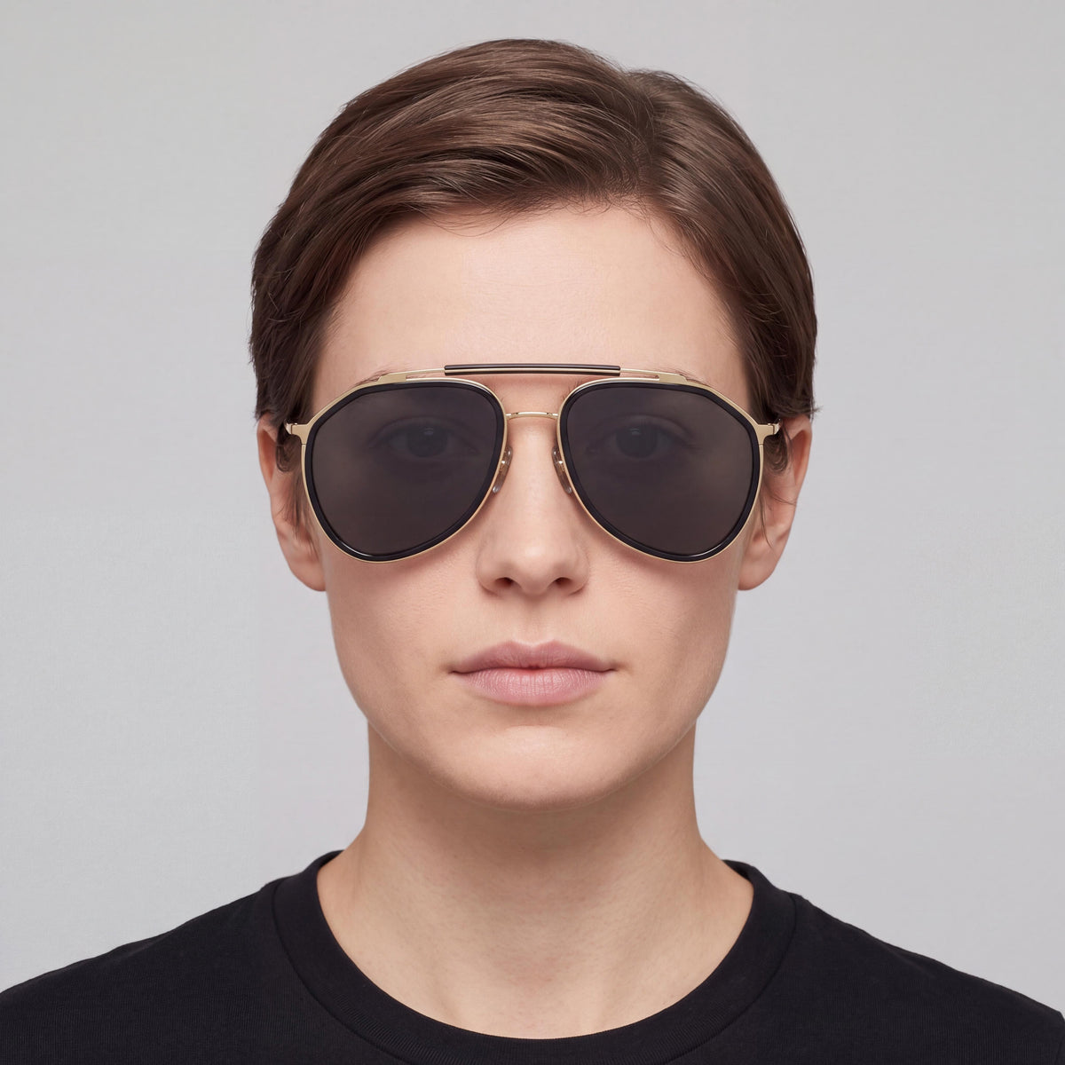Dolce & Gabbana S7266636 Gafas de sol aviador unisex, Montura de material compuesto multicolor, Lentes no polarizadas gris oscuro con protección UV 57mm, Photo 4