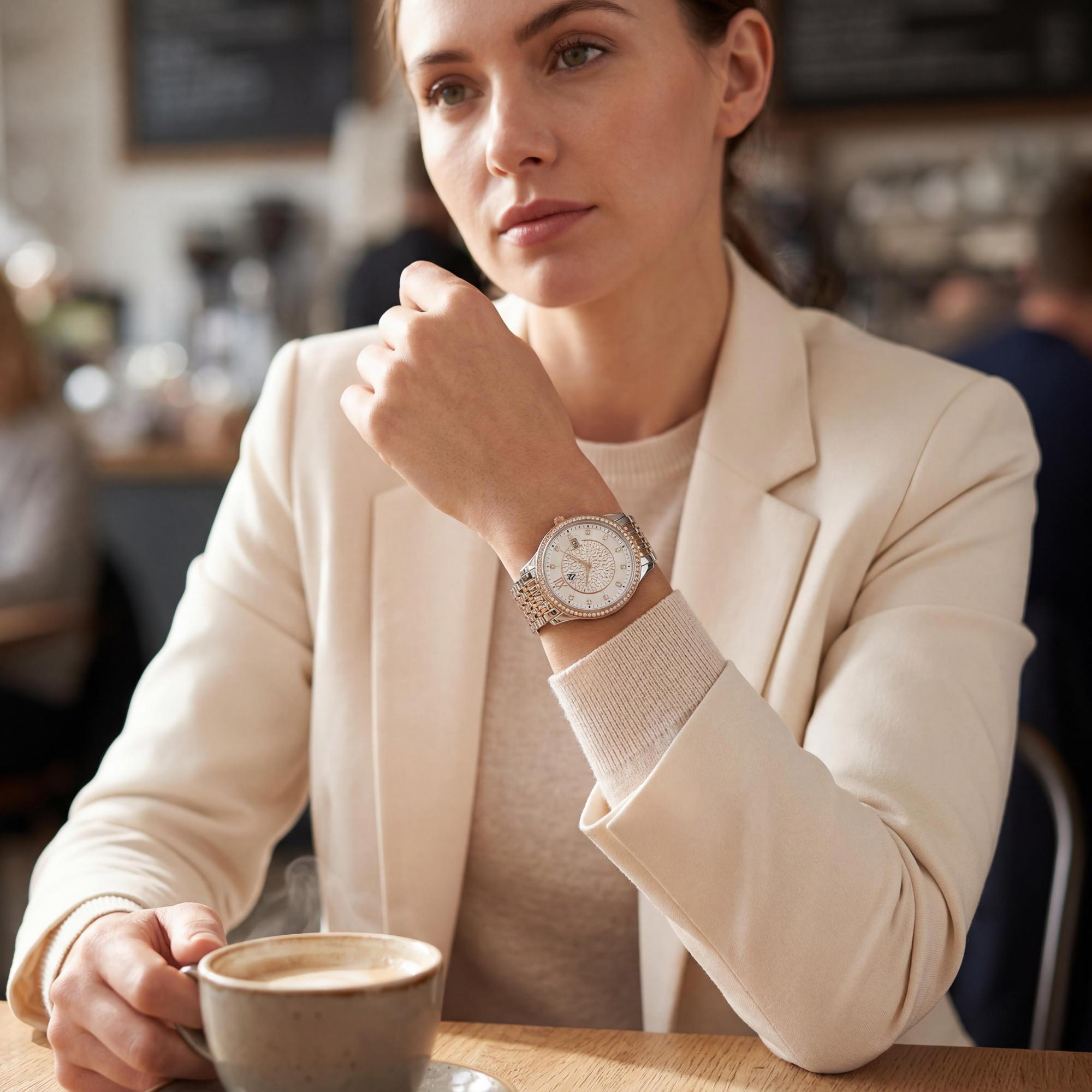 Christian Van Sant Women's White Dial Stainless Steel Case & Bracelet Quartz Watch, Photo 4