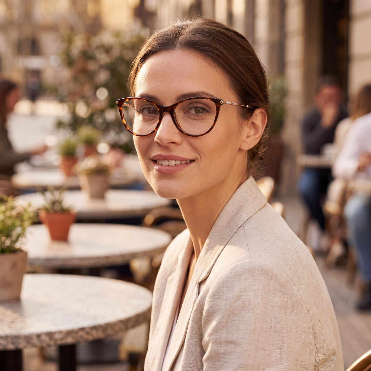 Carolina Herrera Her 0152 Women's Lightweight Plastic Frame Optical Eyeglasses with Polycarbonate Demo Lenses 53mm, Photo 5