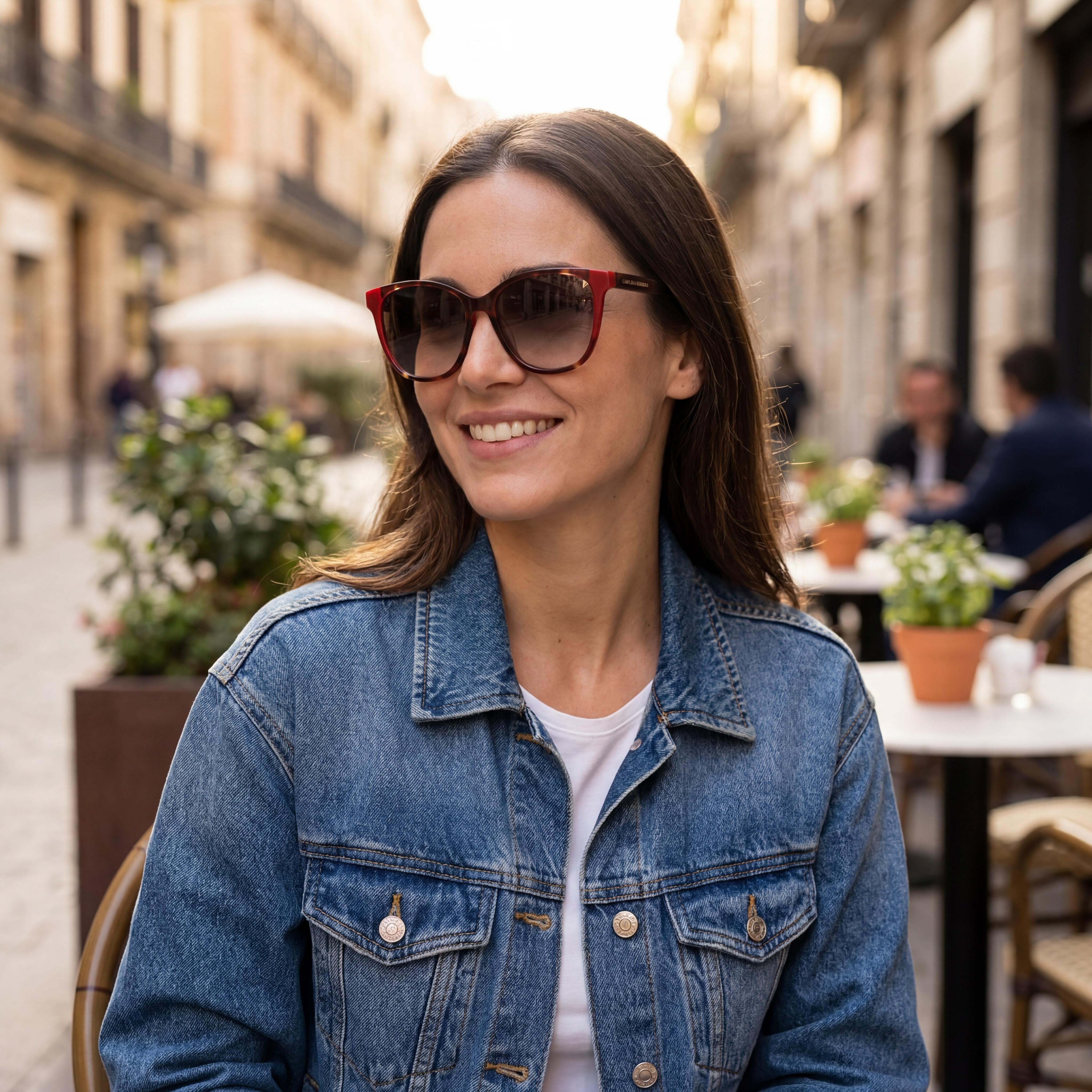 Gafas de sol Carolina Herrera CH 0061/S para mujer, de acetato clásico, montura en rojo habana, lentes degradadas marrones, 57, Photo 6