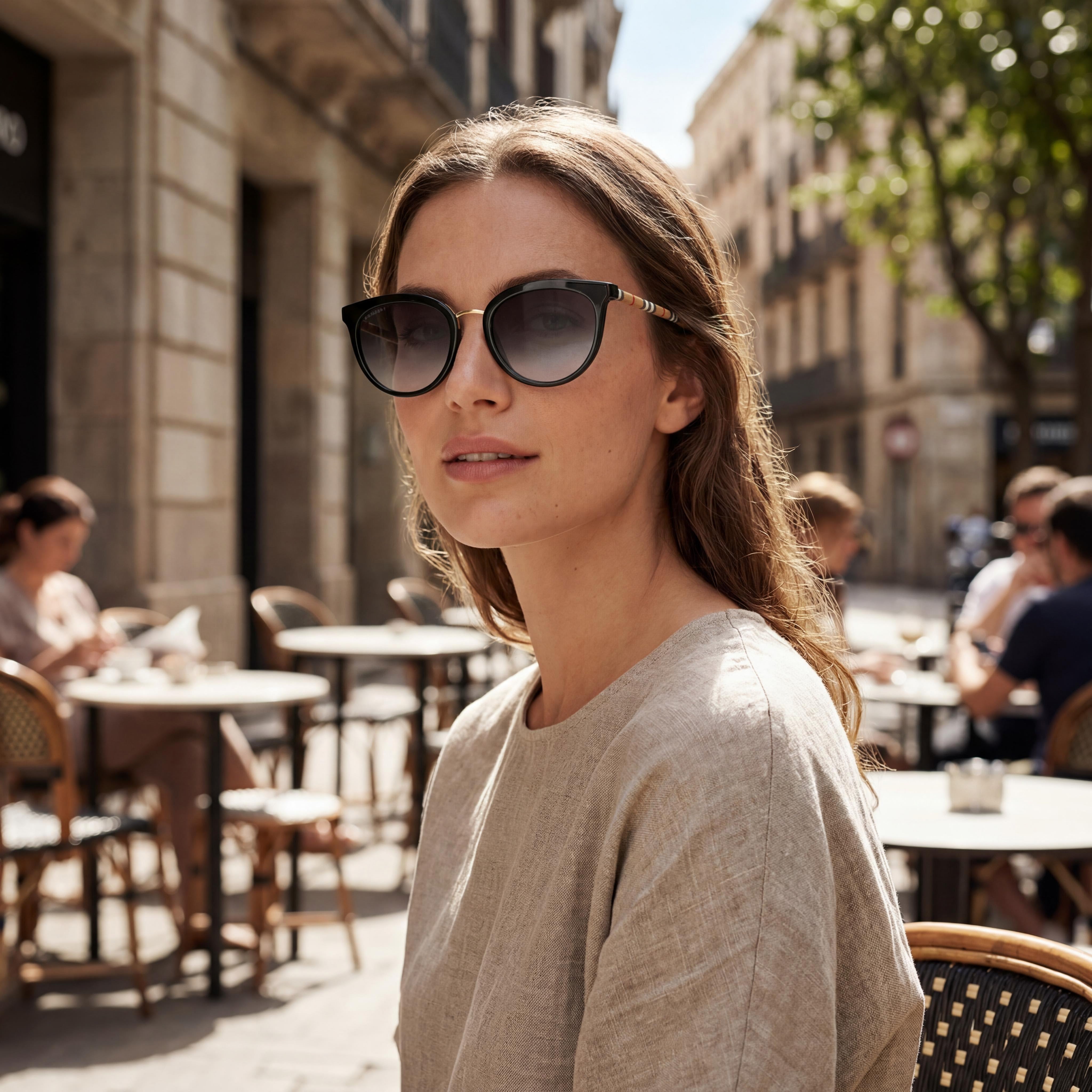 Burberry Be4316 Willow Women's Black Full Rim Round Frame Grey Gradient Lens UV Protected Sunglasses 54mm, Photo 5