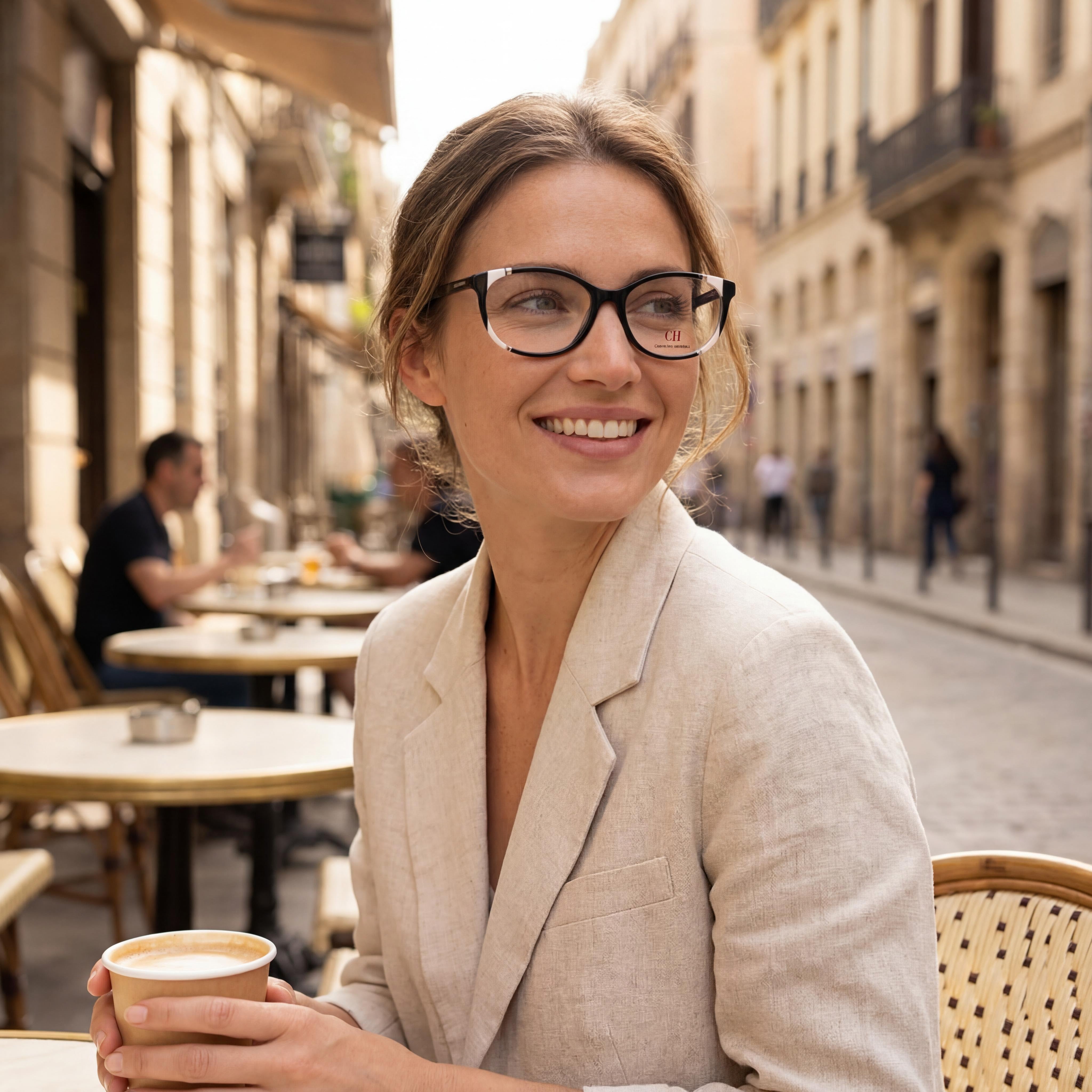 Gafas de Sol de Acetato para Mujer Carolina Herrera Her 0125 con Montura y Lentes Negras Nude (53mm Ancho de Lente), Photo 5