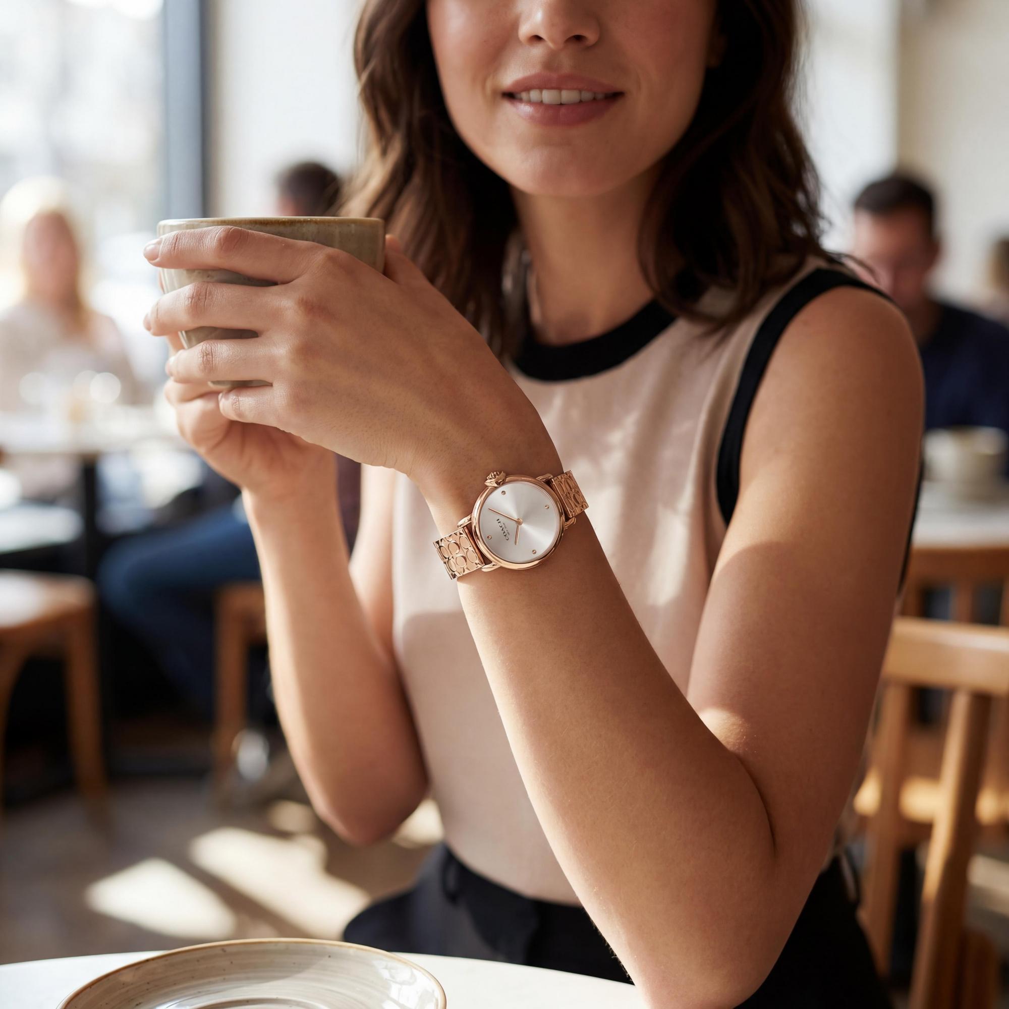 Reloj Coach Arden para mujer con brazalete icónico de acero chapado en oro rosa y esfera blanca plateada, 28 mm, Photo 4