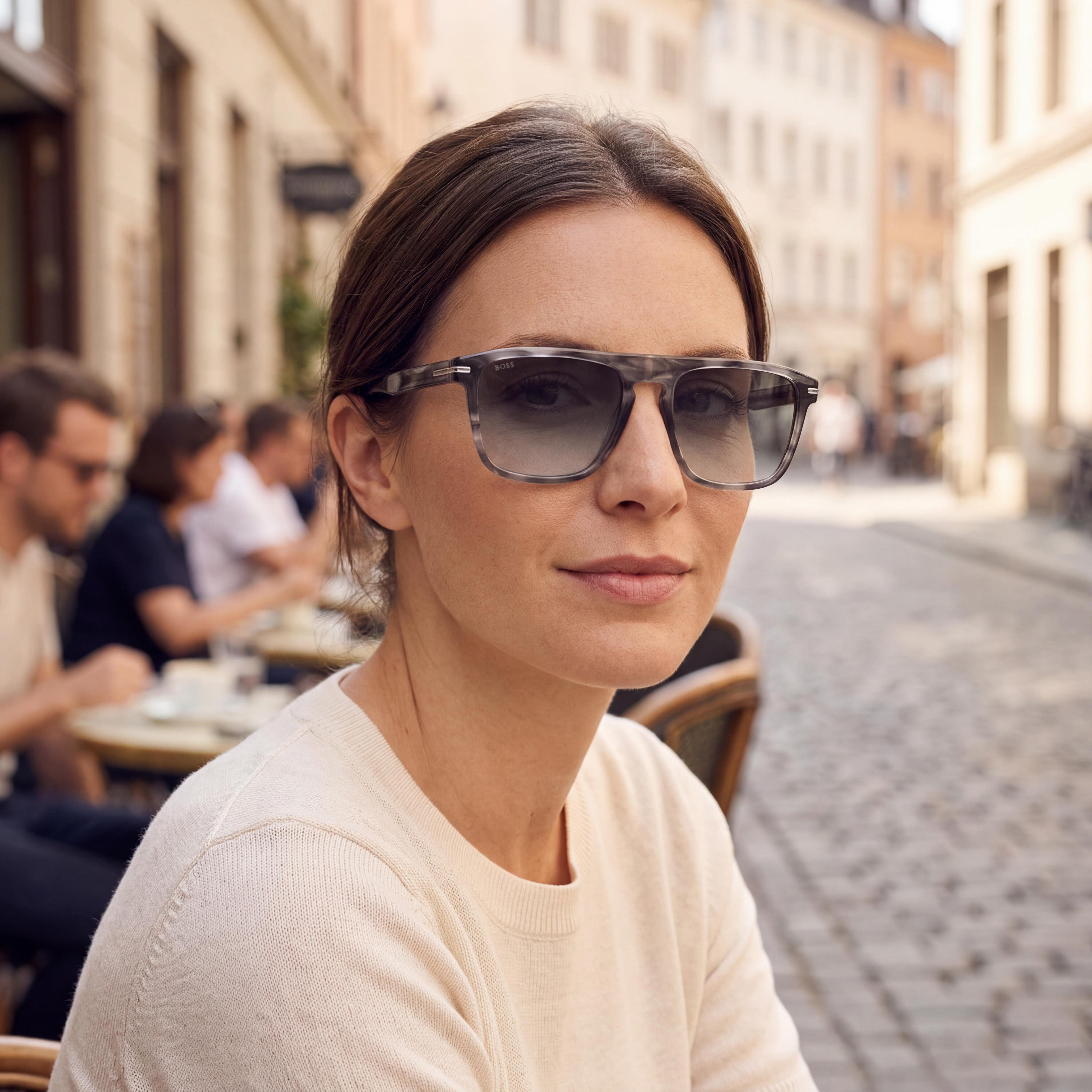 Hugo Boss BOSS 1599/S Style & Expression Women's Grey Horn Acetate Green Shaded UV Protected 56mm Sunglasses, Photo 5