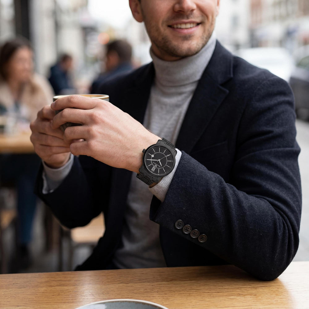 Reloj Oceanaut para hombre con esfera negra, caja y pulsera de acero inoxidable, movimiento de cuarzo, resistente al agua.