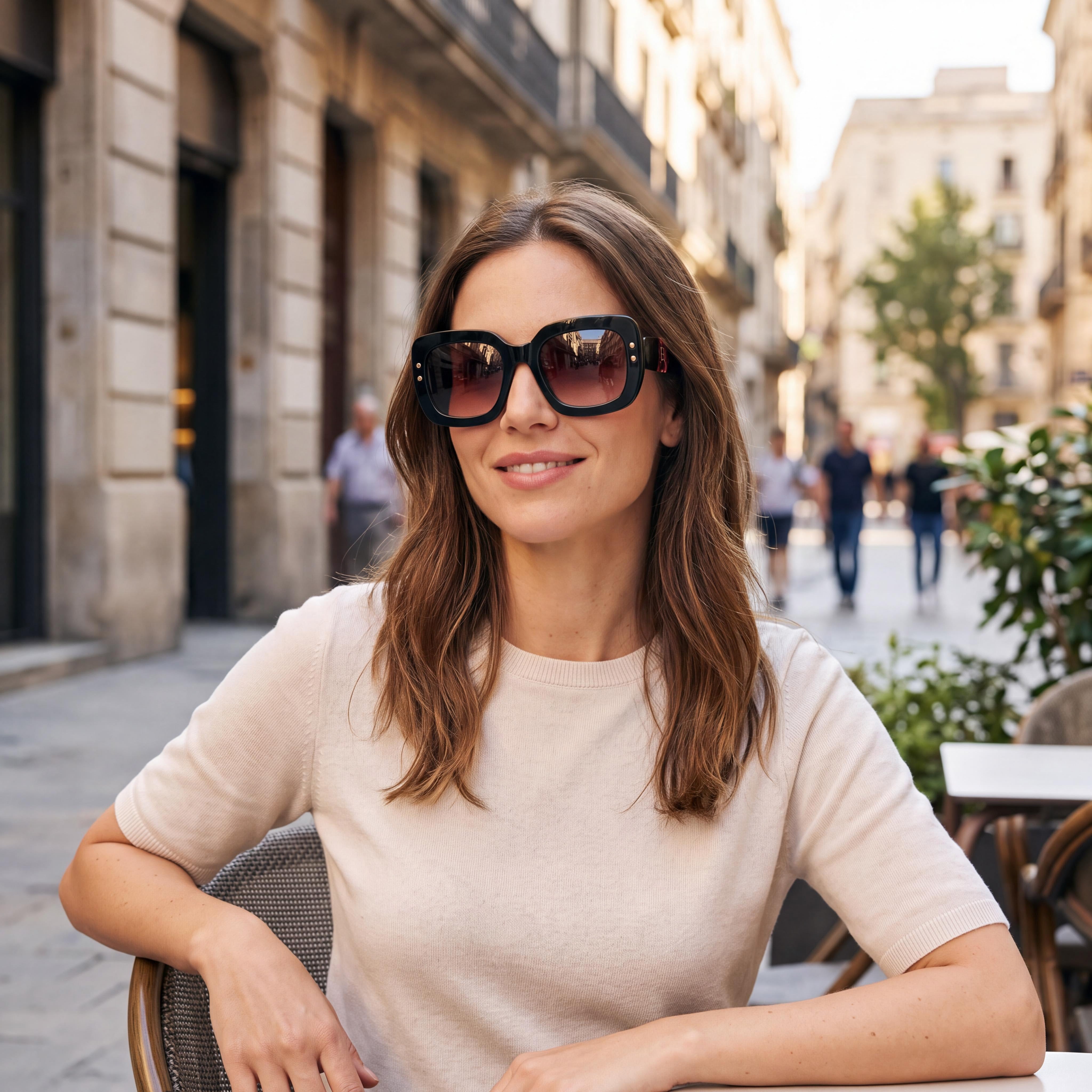 Carolina Herrera HER 0186/S Gafas de sol rectangulares para mujer, de acetato, en color negro y burdeos, no polarizadas, con protección UV del 100%, 52 mm, Photo 6