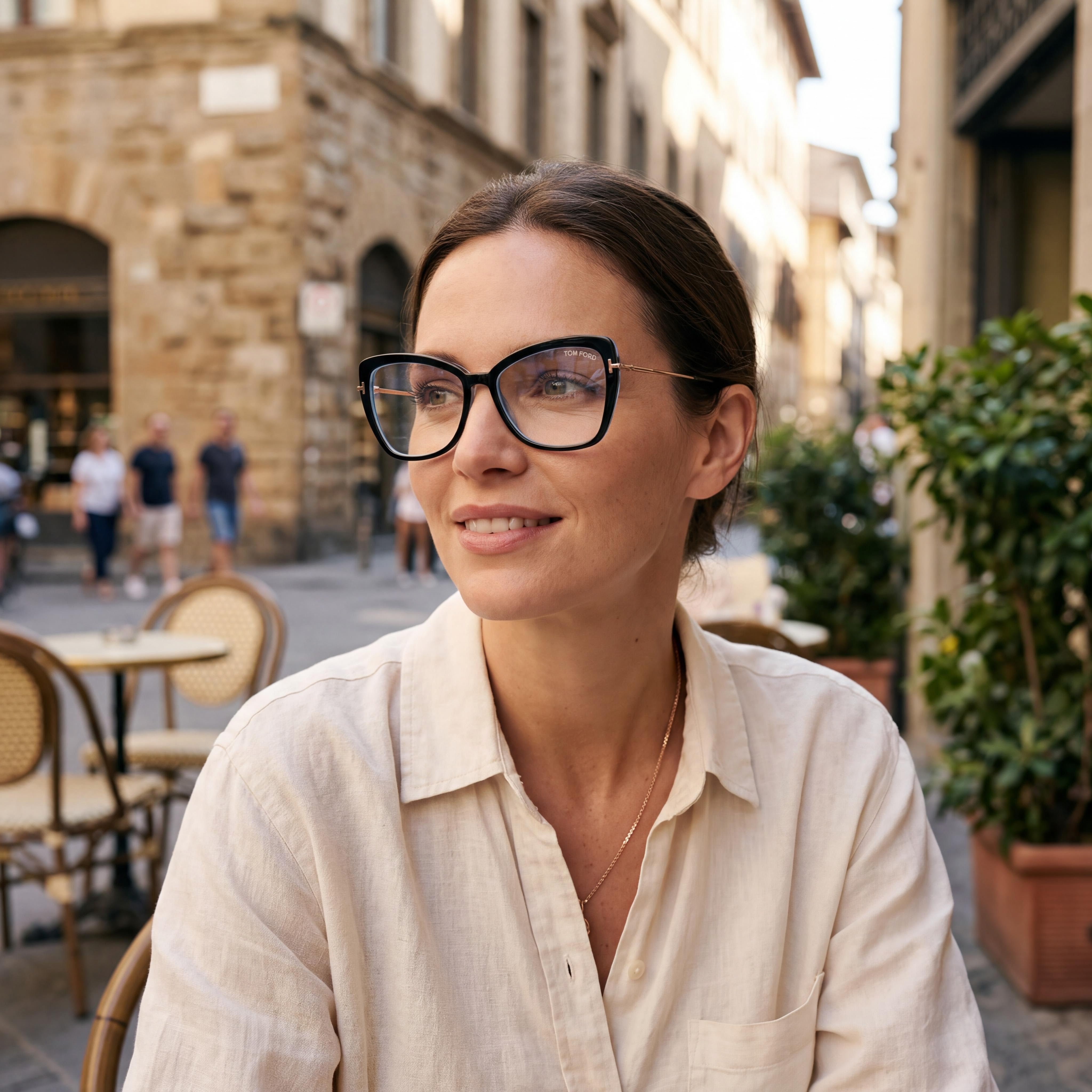 Gafas de plástico Tom Ford Ft5882-b para mujer con diseño de mariposa y bloqueo de luz azul, color negro y dorado pálido, 55 mm, Photo 4