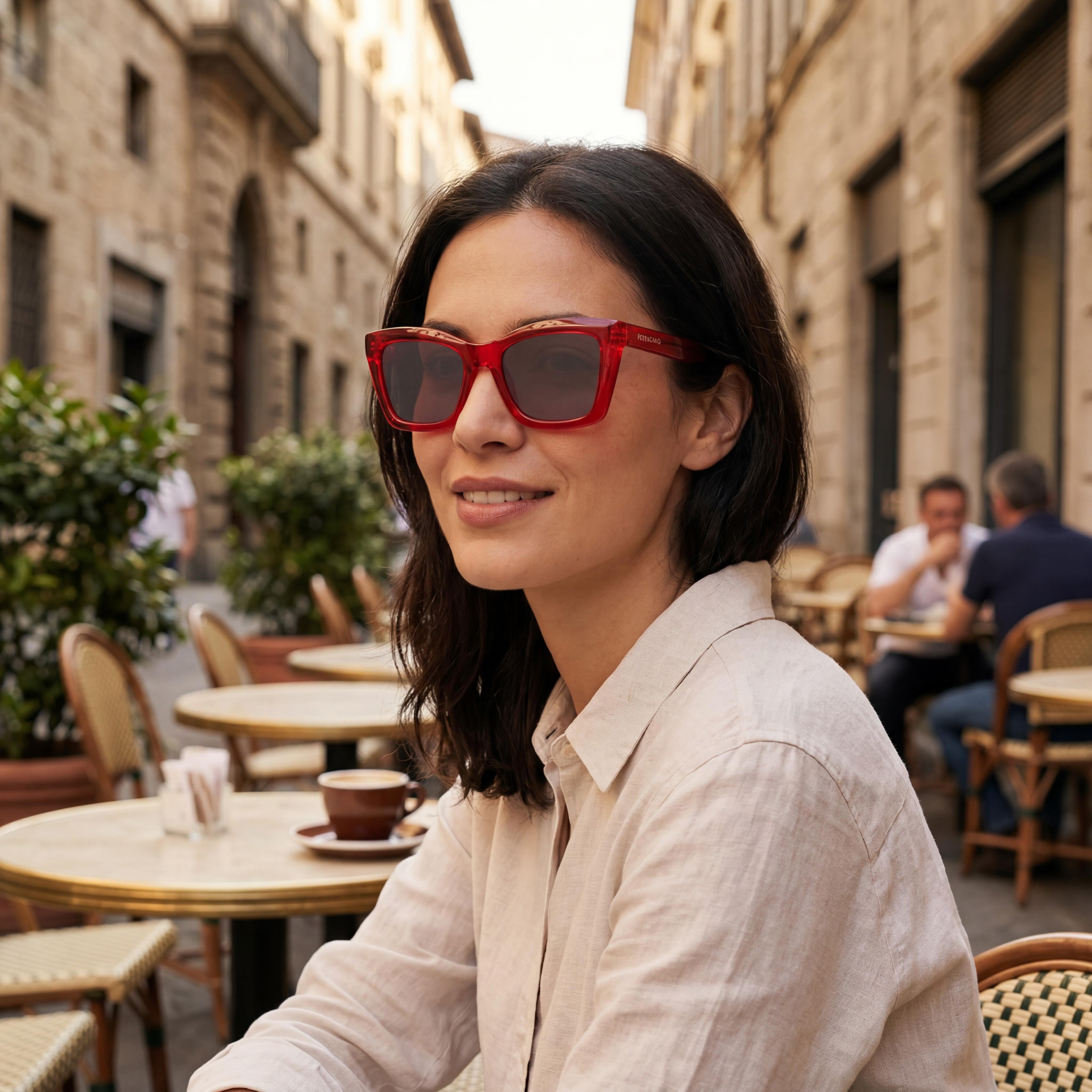 Gafas Ferragamo Sf2039se para mujer con montura de acetato rojo transparente y lentes grises sólidas de 53 mm, Photo 6