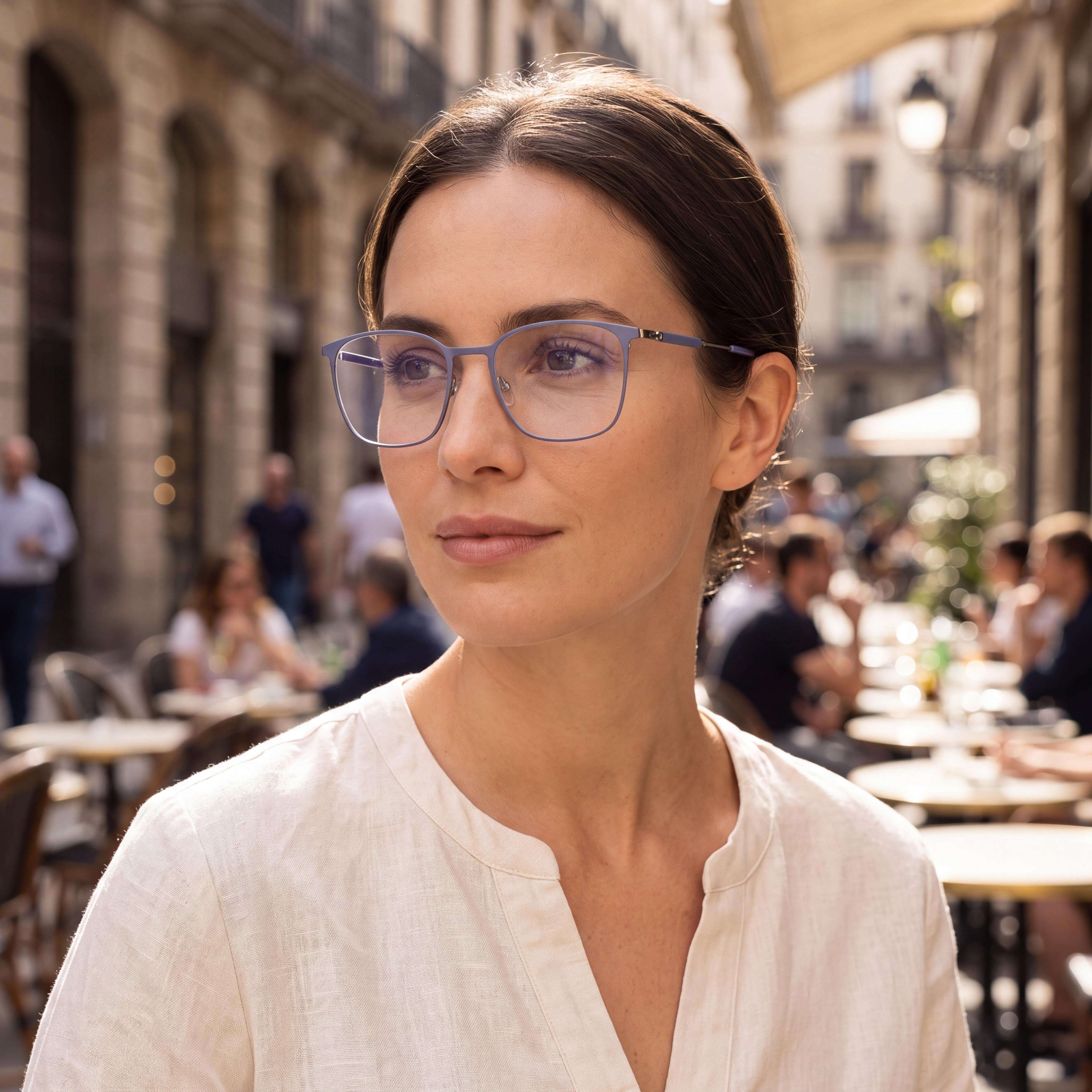 Gafas Salvatore Ferragamo Modern Square de titanio con filtro de luz azul color rutenio para mujer, 54 mm, Photo 4