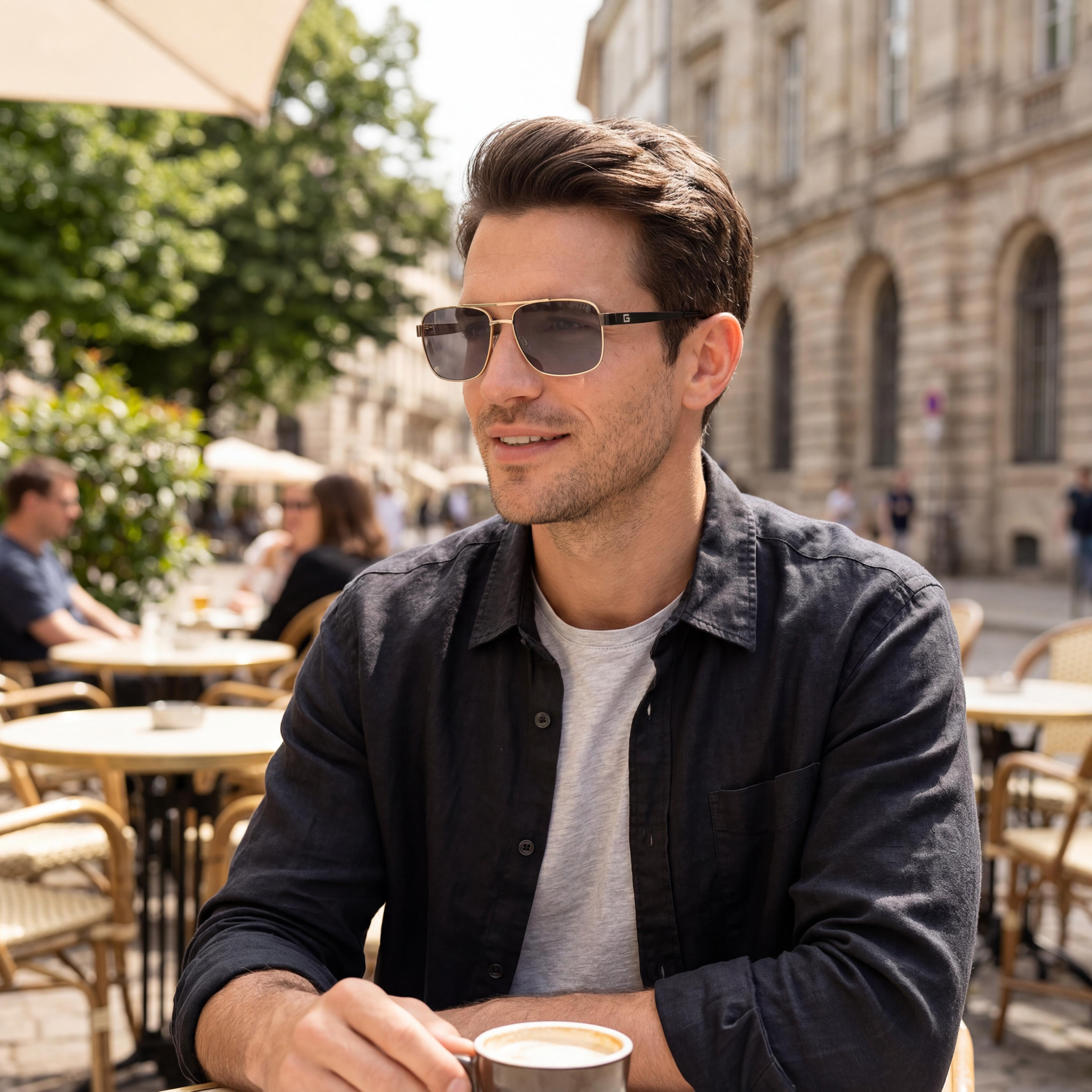 GUESS Gafas de sol contemporáneas para hombre, doradas brillantes, degradado oliva, metal, degradado marrón grisáceo espejado, 100 % UV, 58 mm, Photo 6