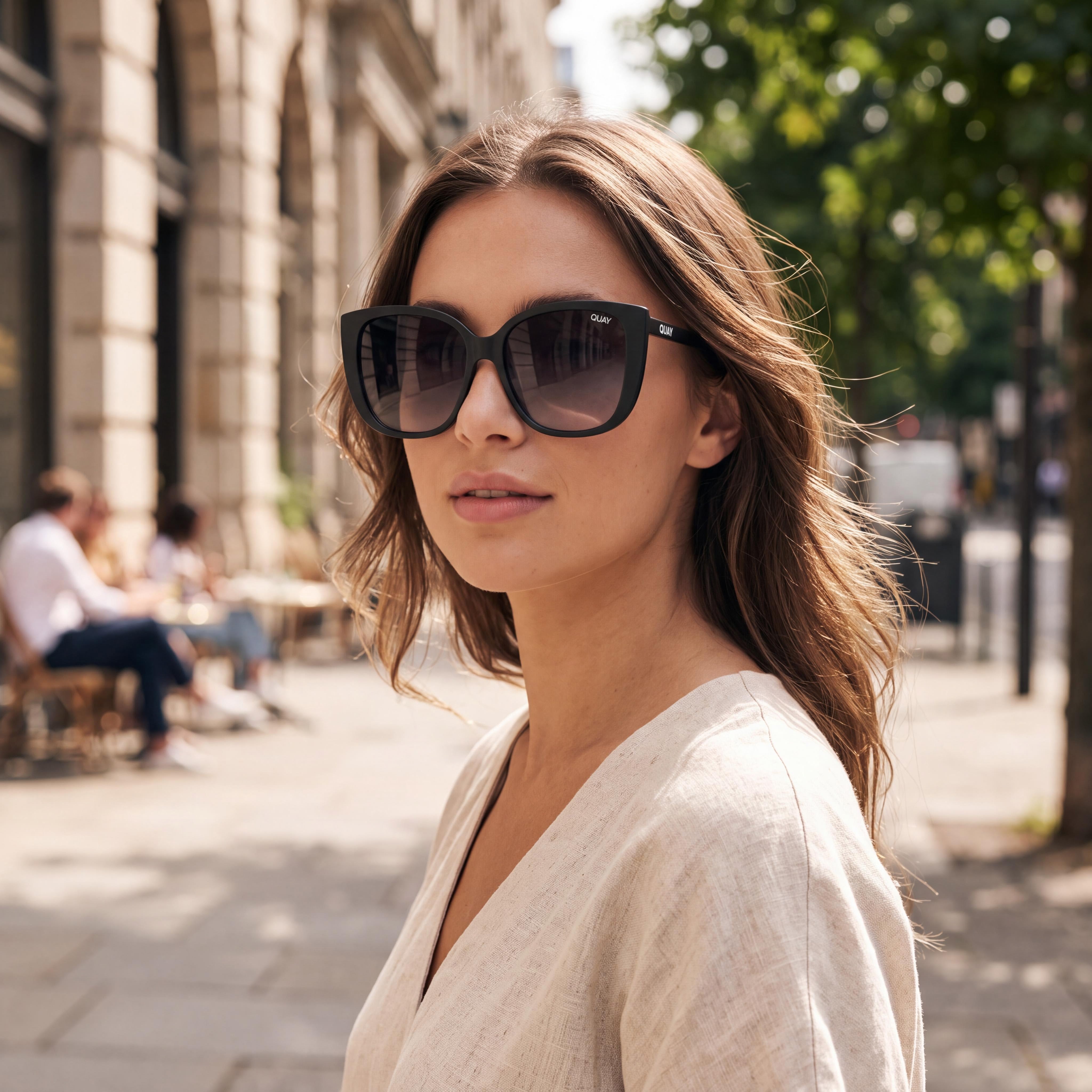 QUAY AUSTRALIA Ever After Women's Oversized Cat Eye Polarized UV Sunglasses Matte Black, Photo 5