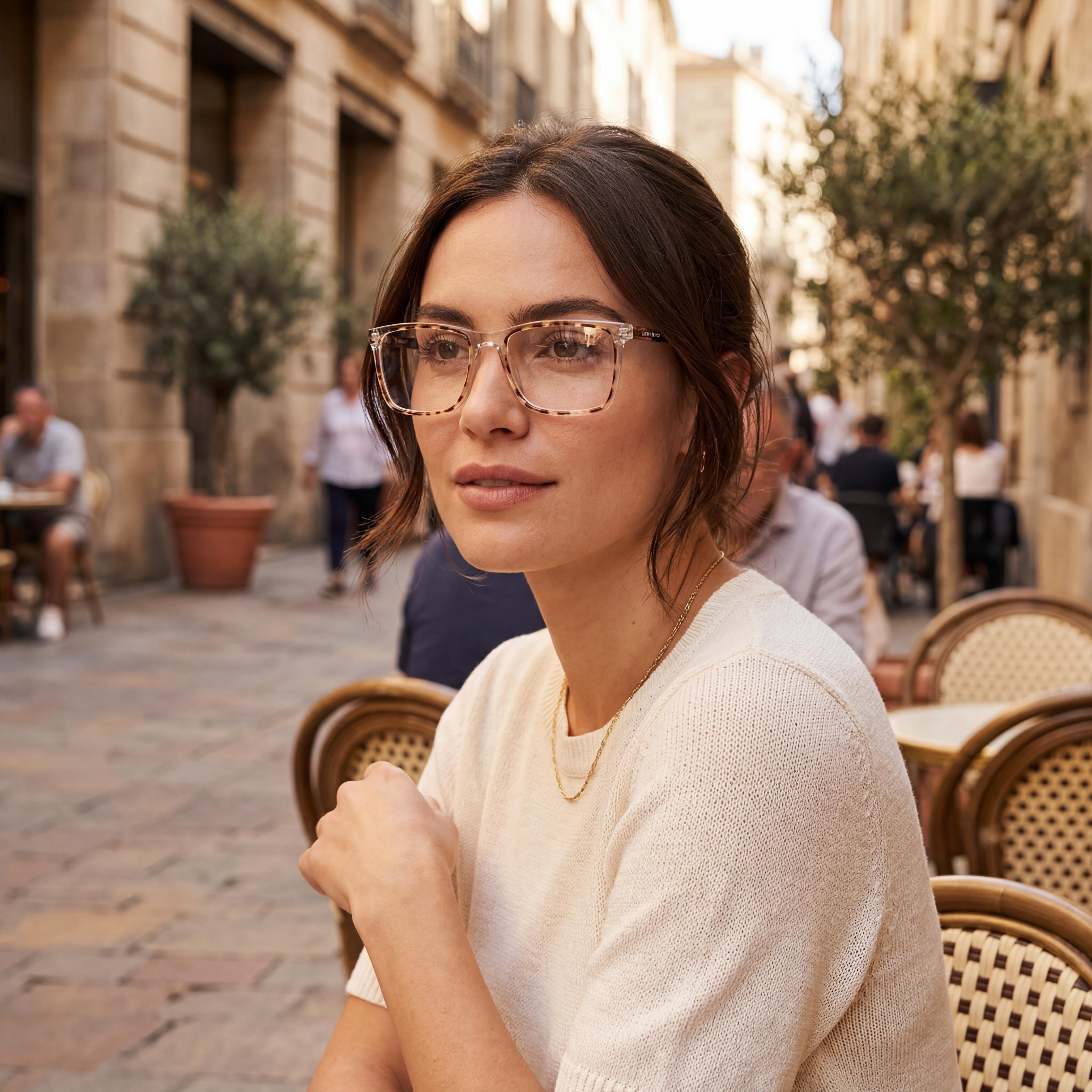 Lucky Brand D416 Women's Plastic Frame Polarized Eyewear, 56mm Lens Width, 18mm Bridge Width, 140mm Temple Length, Photo 5