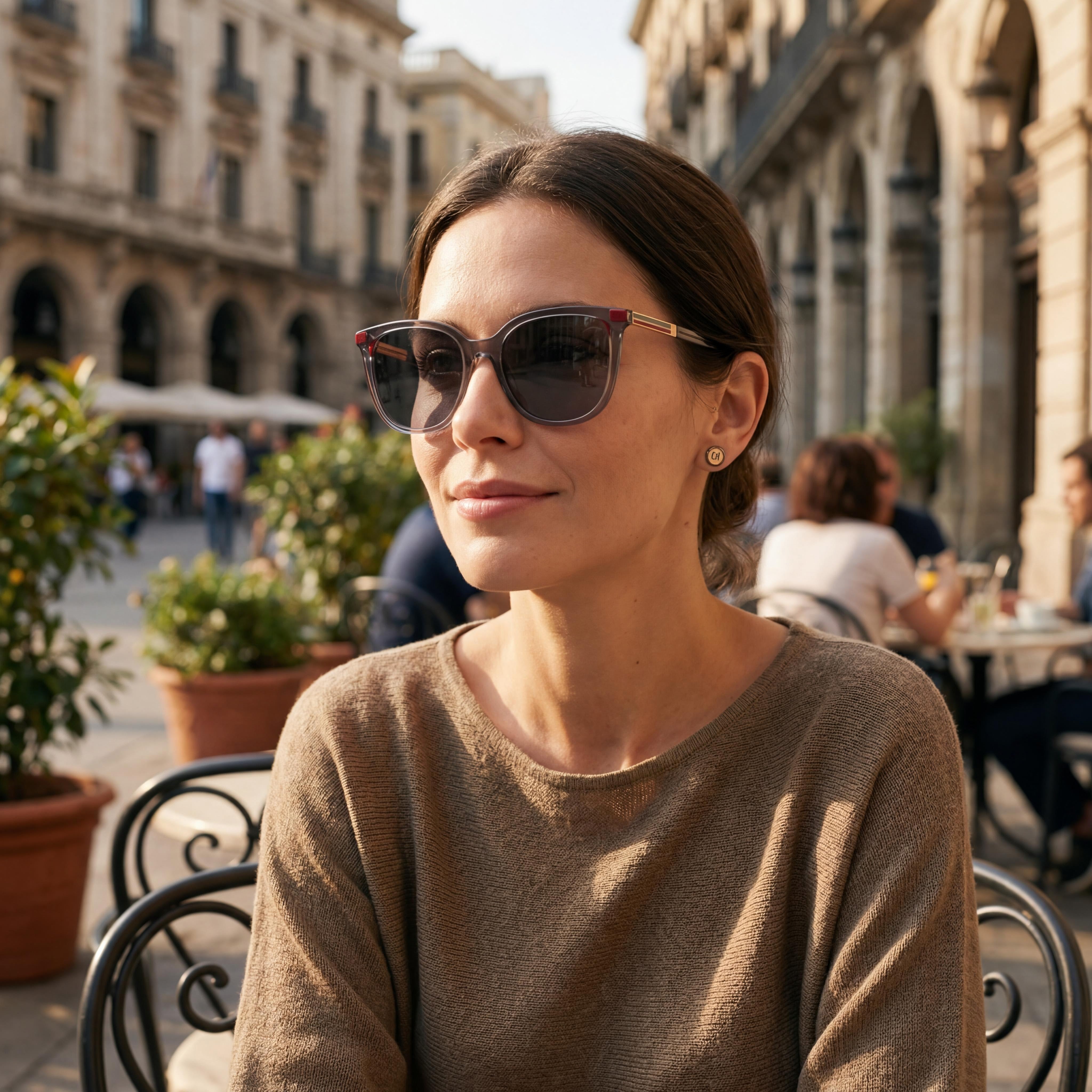 Gafas de sol Carolina Herrera para mujer, estilo casual, cuadradas, suaves, de acetato gris y rosa con protección UV, ancho de lente de 54 mm, Photo 6